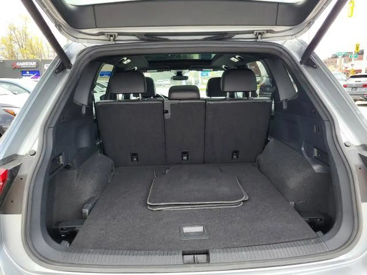 Volkswagen Tiguan снимка Volkswagen Tiguan