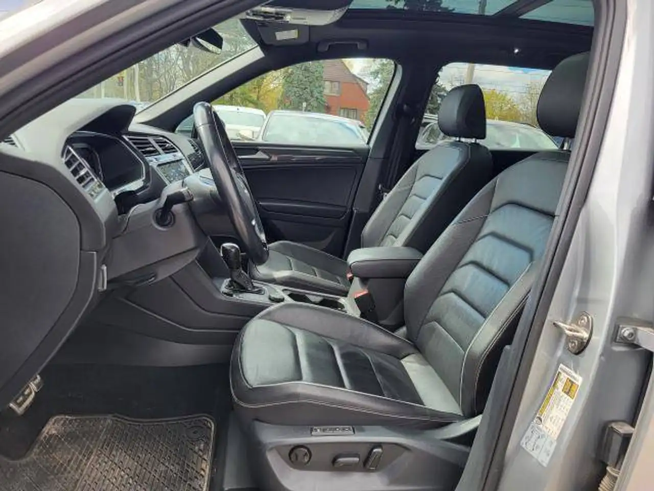 Volkswagen Tiguan снимка Volkswagen Tiguan