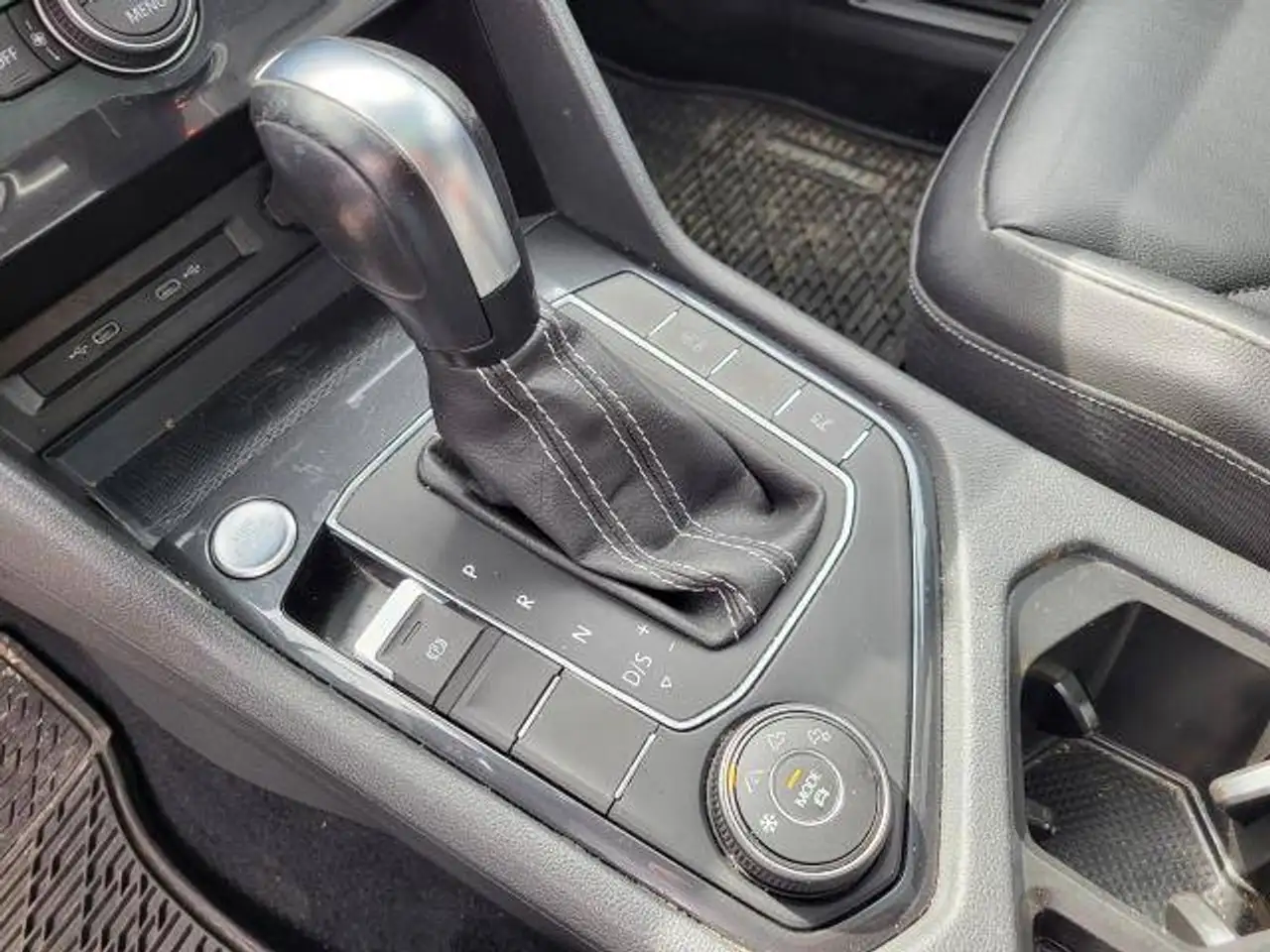 Volkswagen Tiguan снимка Volkswagen Tiguan