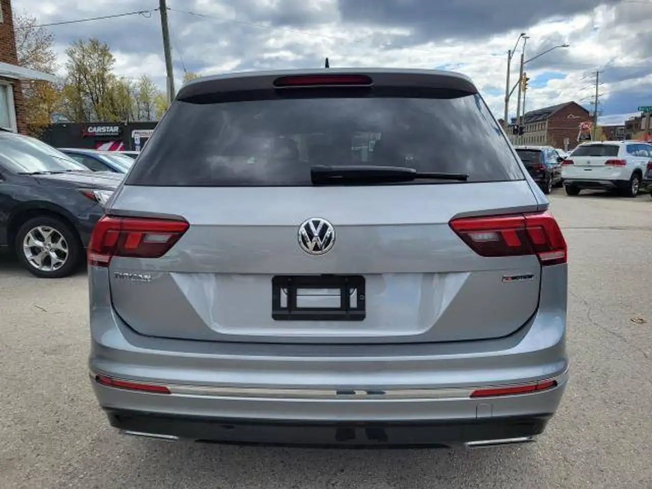 Volkswagen Tiguan снимка Volkswagen Tiguan