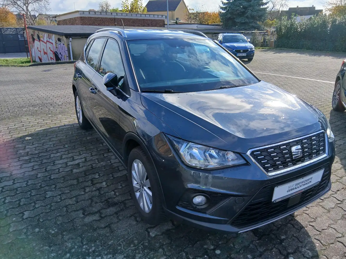 SEAT Arona XCELLENCE 1.0 TSI 115 PS 6-Gang Grau - 2