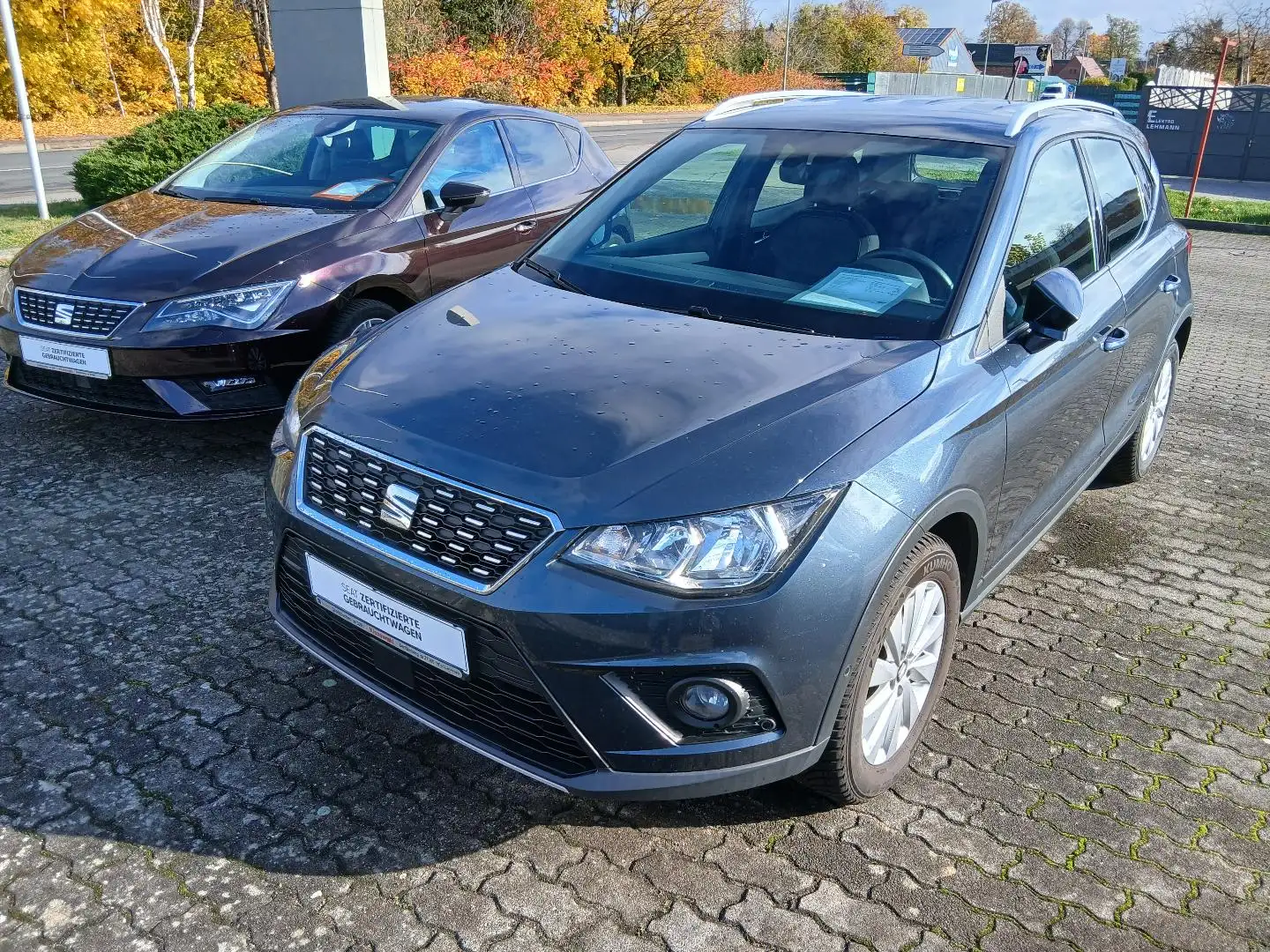 SEAT Arona XCELLENCE Grau - 1