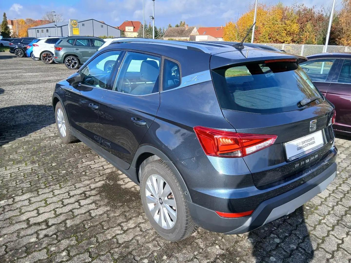 SEAT Arona XCELLENCE Grau - 2