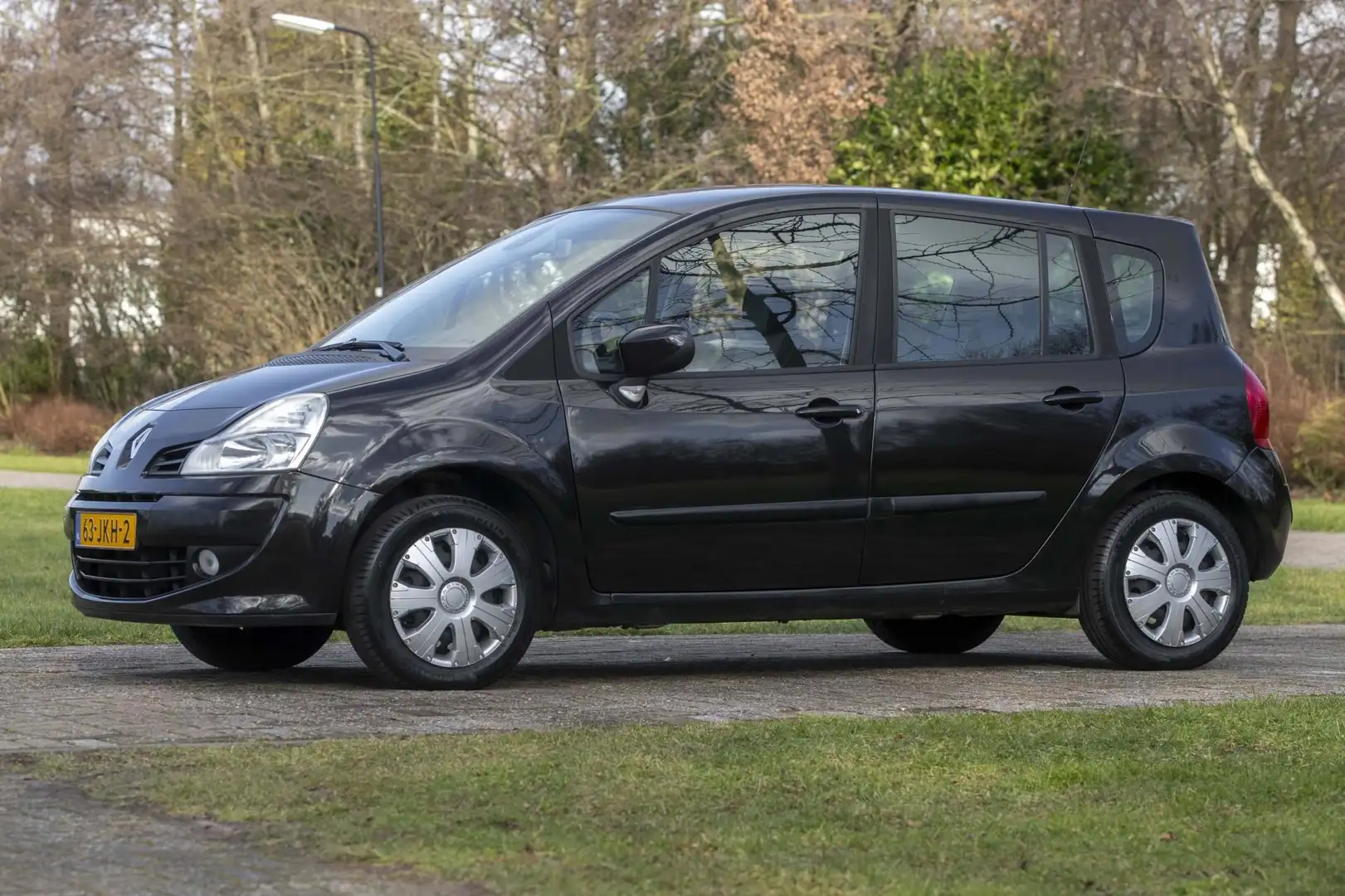 Renault Grand Modus 1.6-16V Dynamique Automaat +NAP NL-auto Zwart - 2