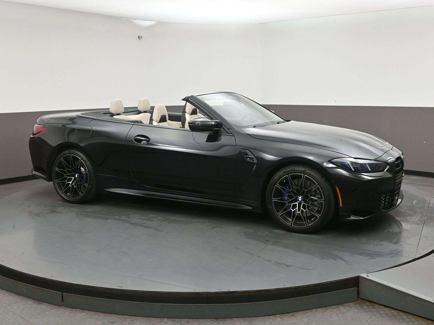 2026 BMW M4 COMPETITION CABRIOLET PREMIUM PACKAGE, ADVANCED DRIVER ASSISTANCE, FULL MERINO LEATHER