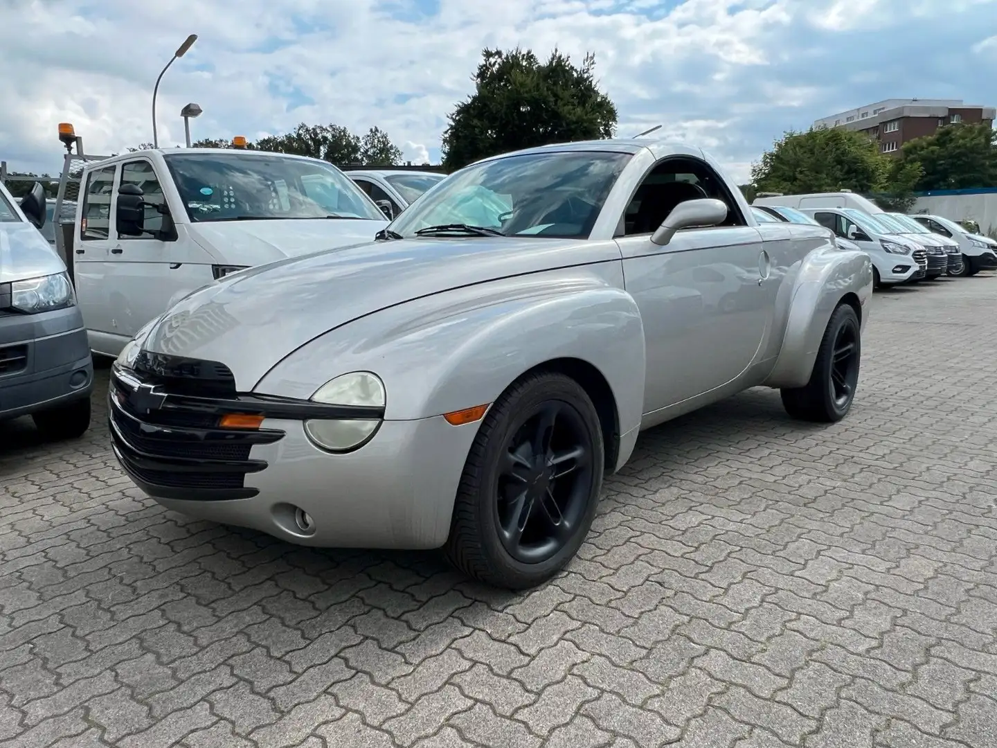 Chevrolet SSR /V8/AUTOMATIK/STANDSCHÄDEN Srebrny - 1
