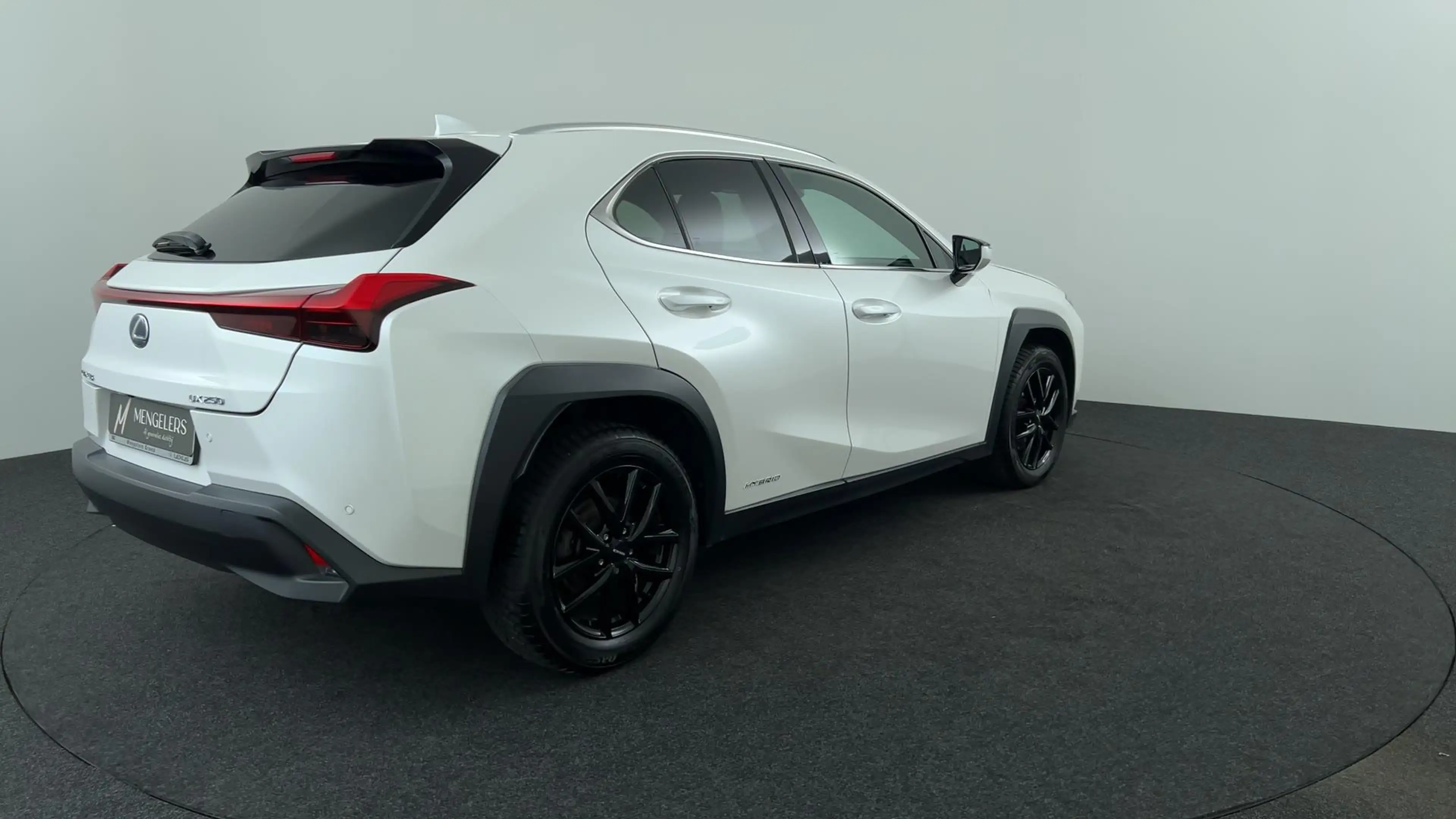 Lexus UX 250h Business Line — photo 5