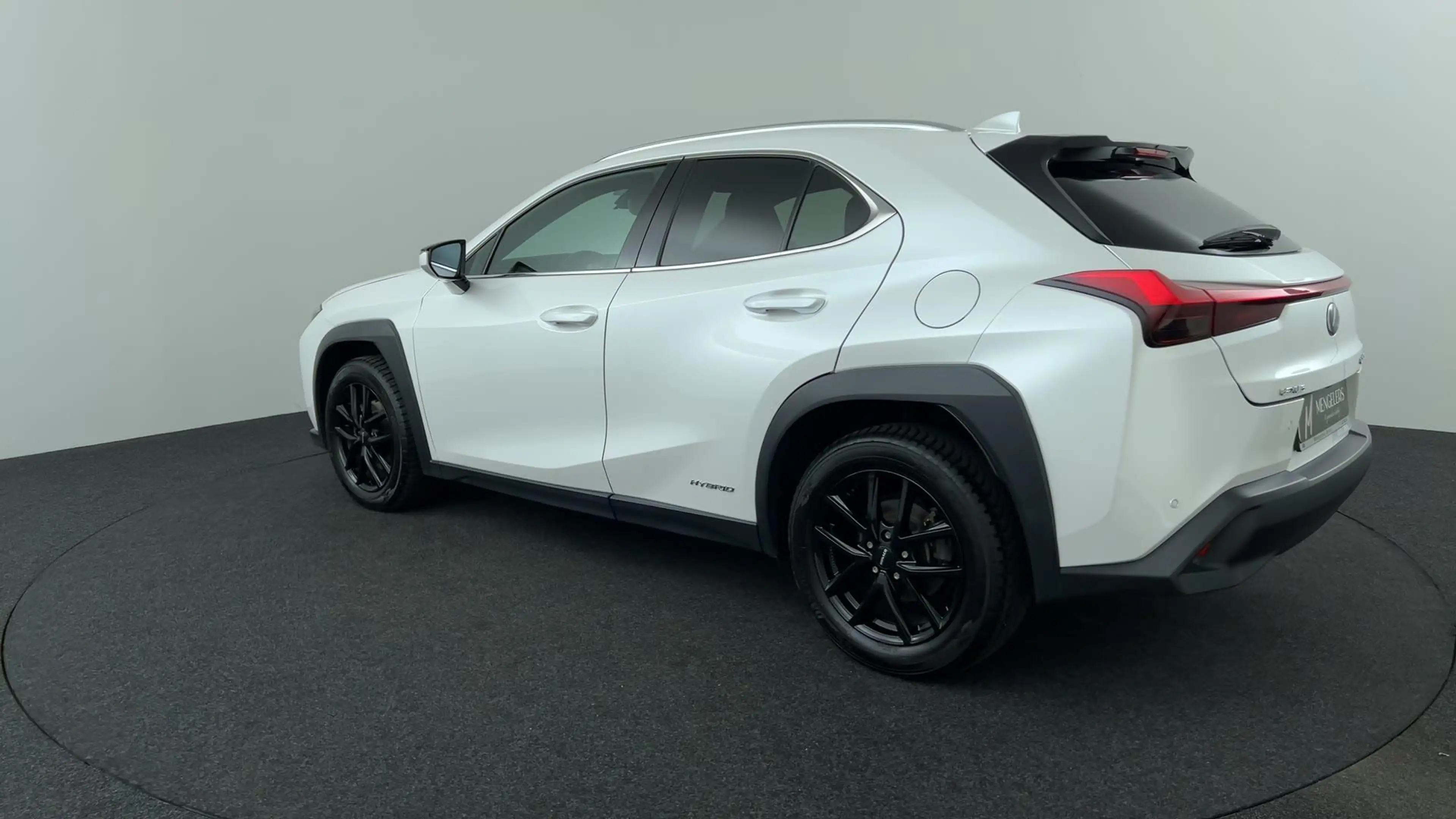 Lexus UX 250h Business Line — photo 3