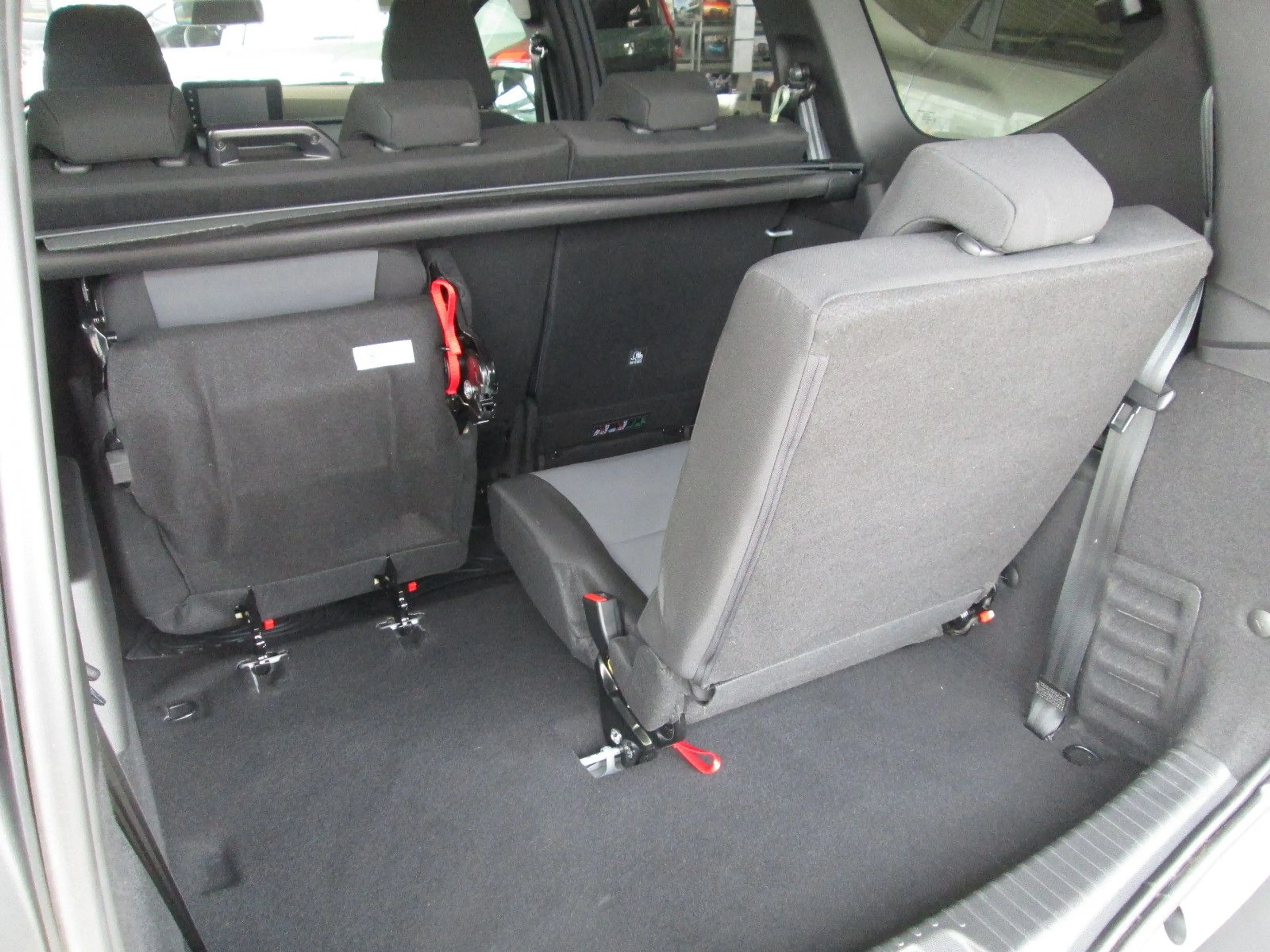 Dacia Jogger Extreme*KLIMAAUTOM*RÜCKFAHRKAMERA*7 SITZE — photo 6