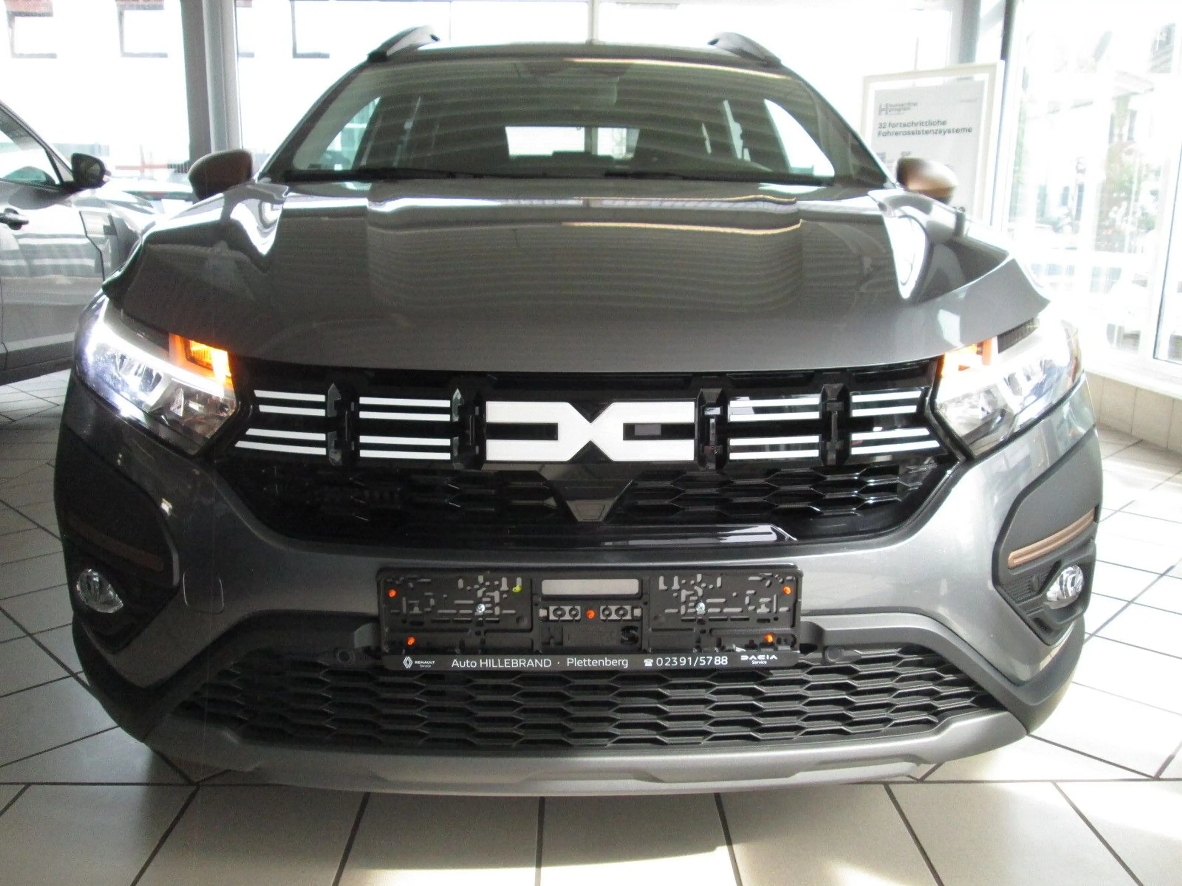 Dacia Jogger Extreme*KLIMAAUTOM*RÜCKFAHRKAMERA*7 SITZE — photo 15