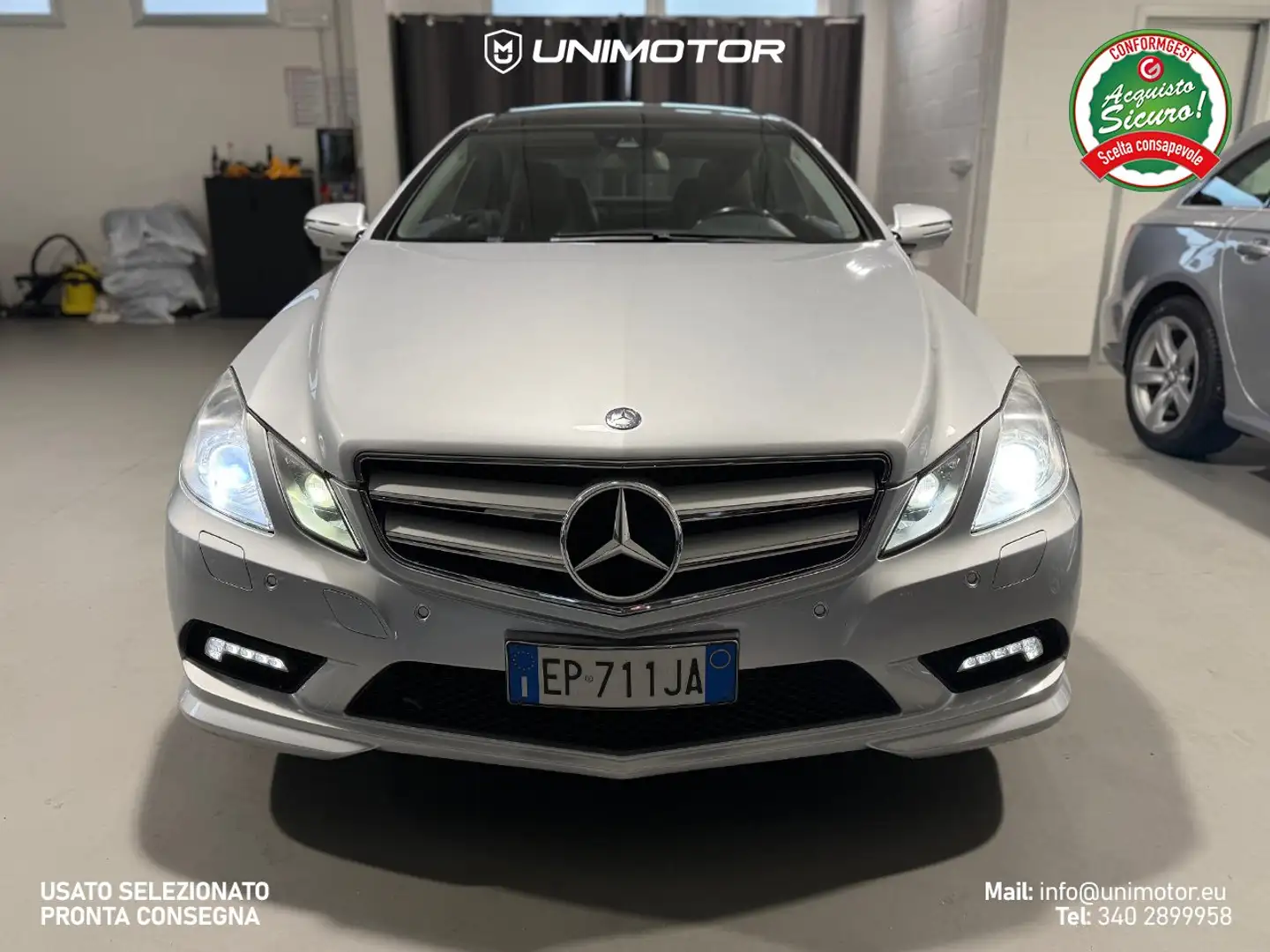 Mercedes-Benz E 250 CDI 204cv Coupe Avantgarde AMG Automatic Stříbrná - 2