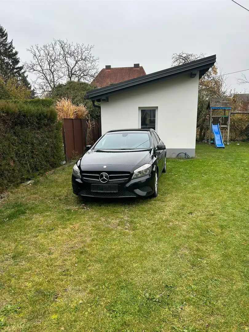 Mercedes-Benz A 180 7G-DCT - 2