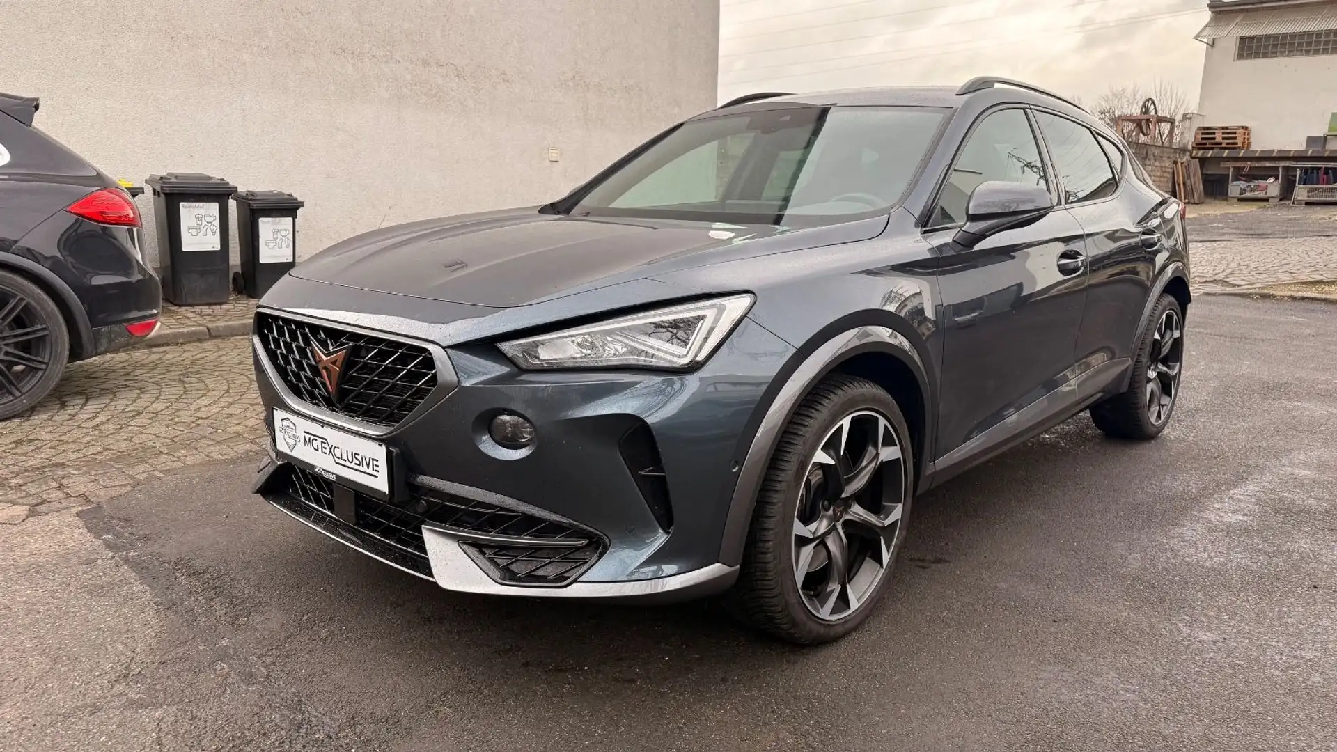 CUPRA Formentor VZ 4Drive Grau - 2