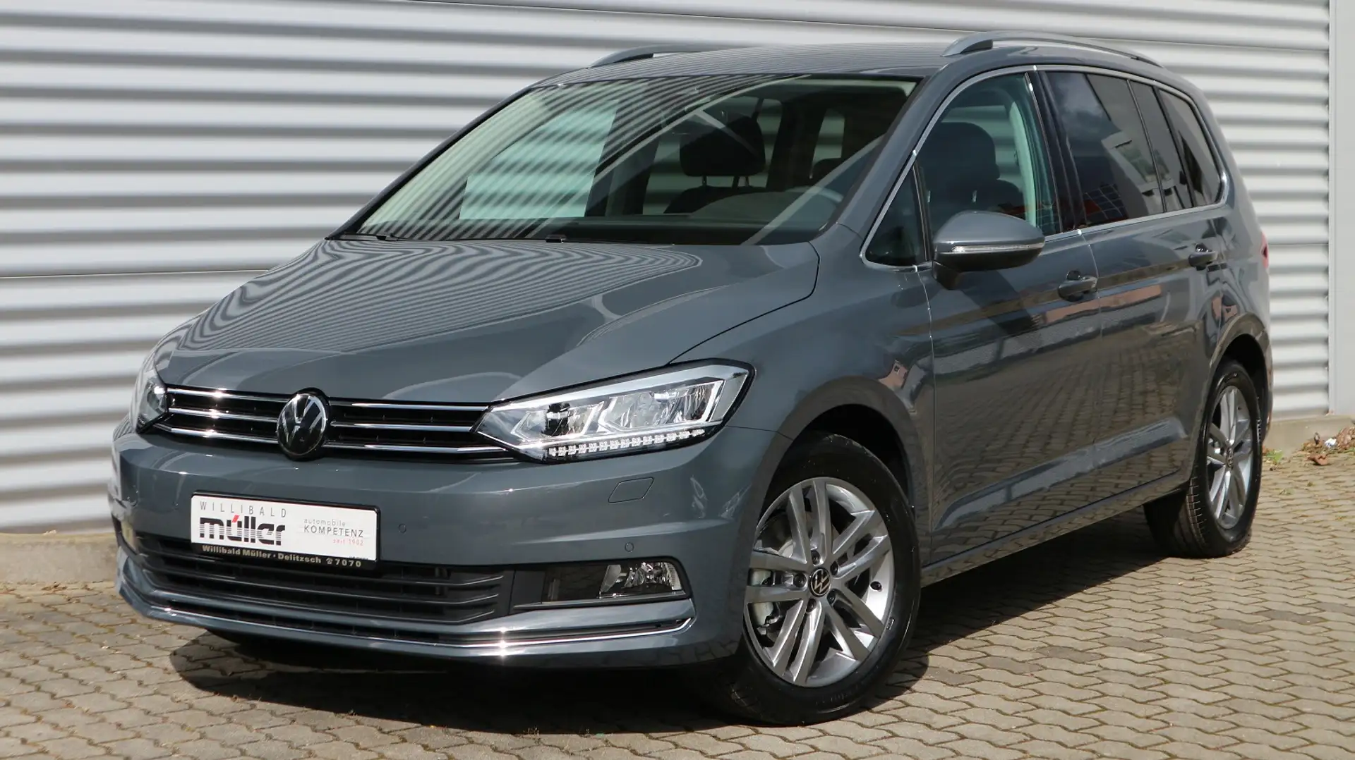 Volkswagen Touran Highline IQ.Light*7 Sitze*. . . u.v.m. Grau - 1