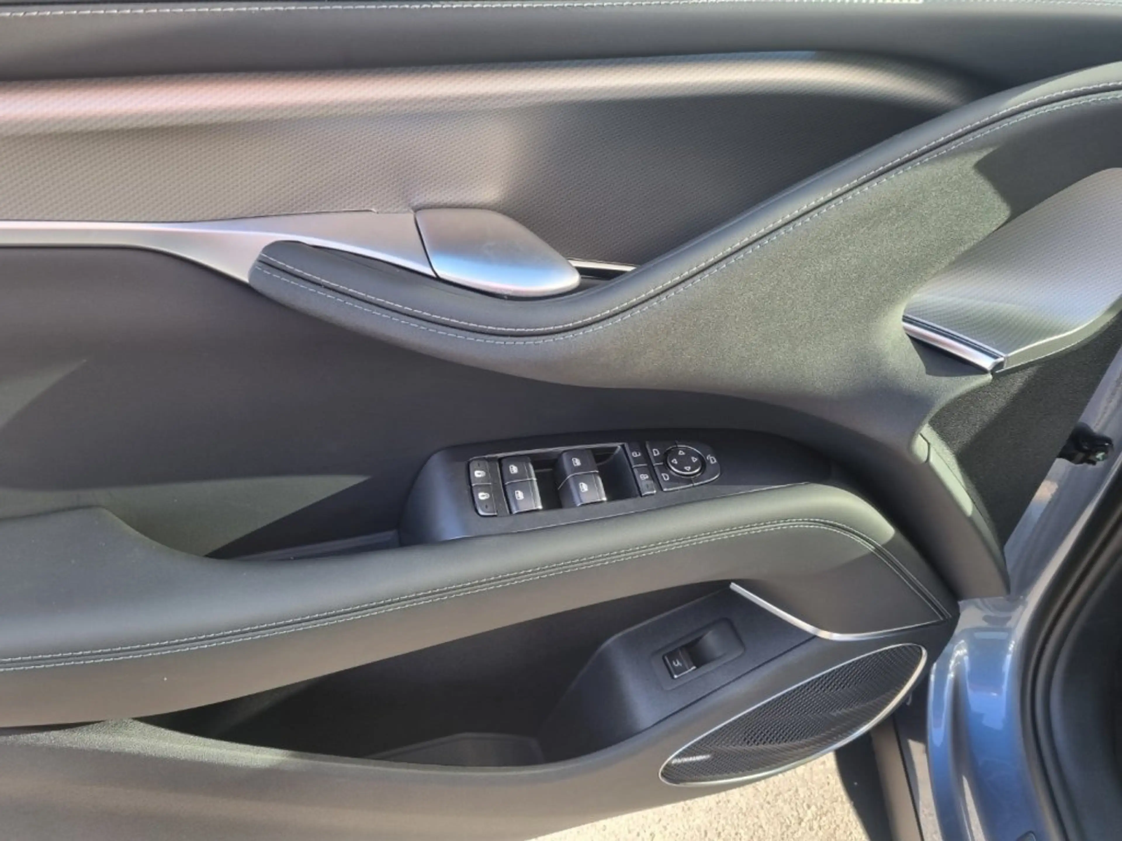 BYD Sealion 7 Excellence AWD — photo 9