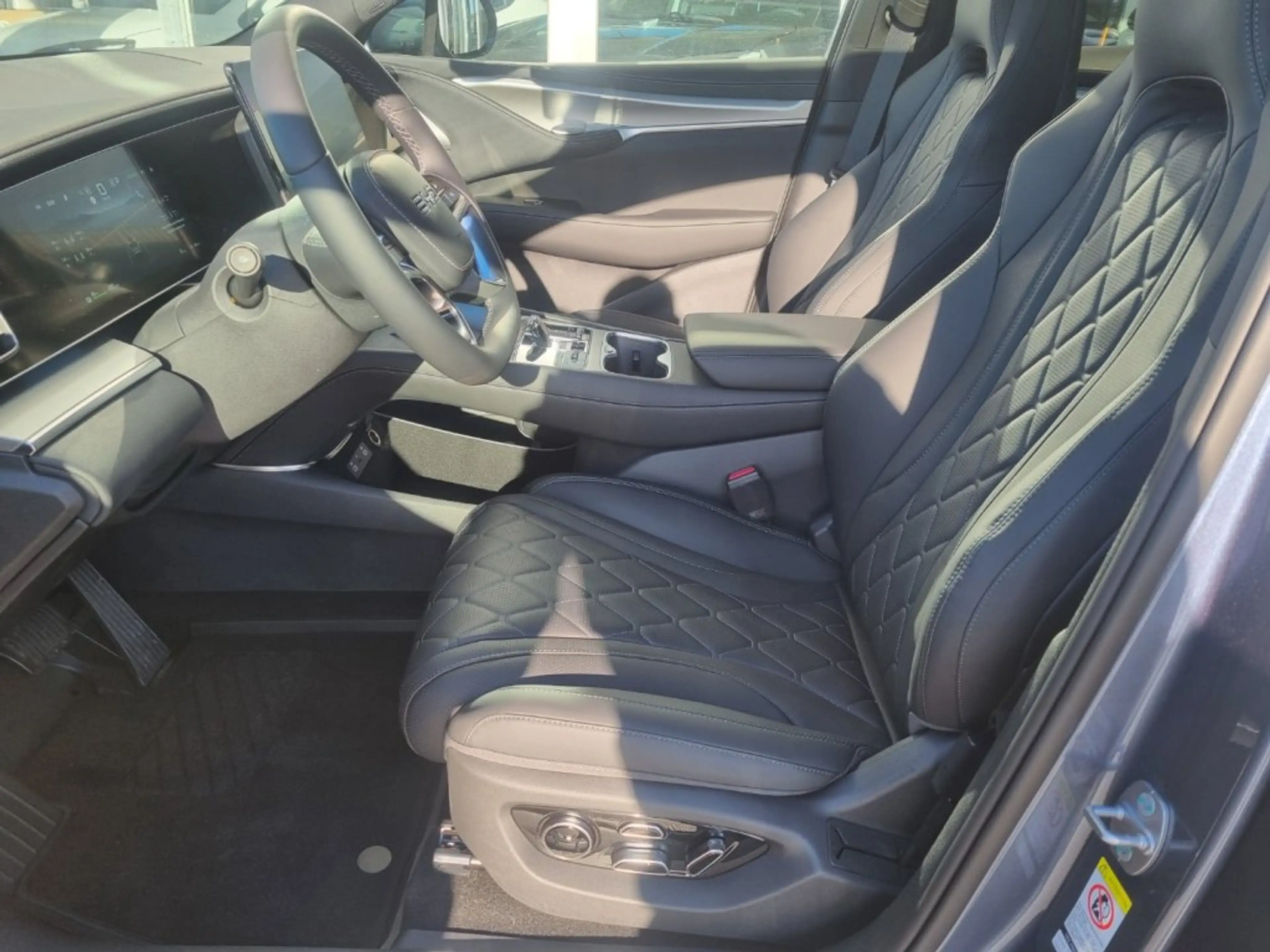 BYD Sealion 7 Excellence AWD — photo 8