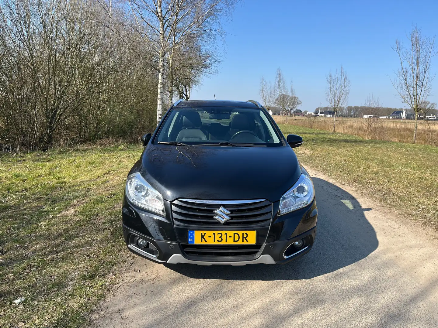Suzuki SX4 S-Cross SX4 S-Cross 1.6 High Ex. AllGrip Automaat 4x4 Černá - 2