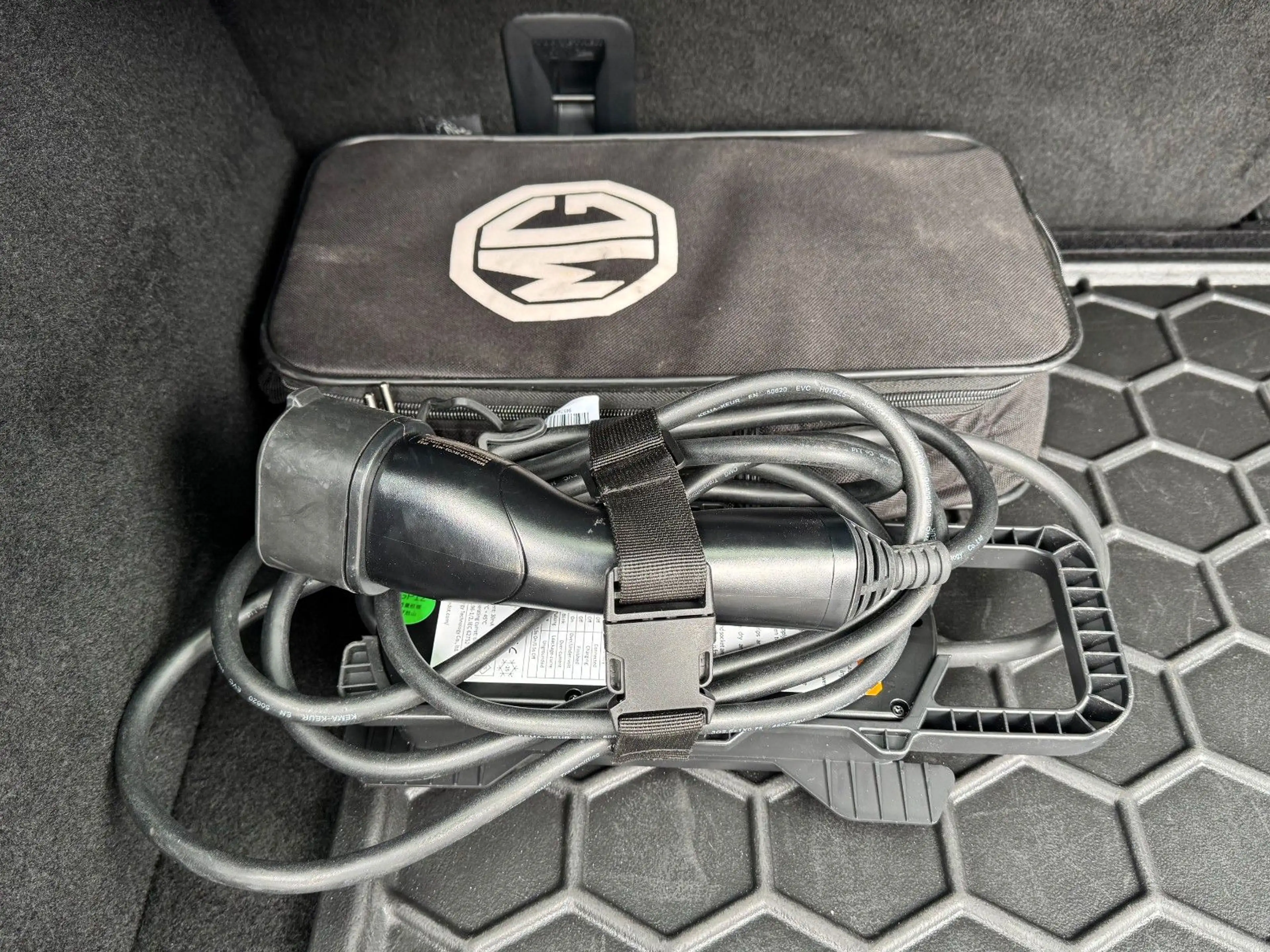 MG EHS Comfort PHEV|Anhängkppl.|Kamera|ACC|Key|Shz| — photo 27