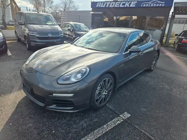 Porsche Panamera 4 S