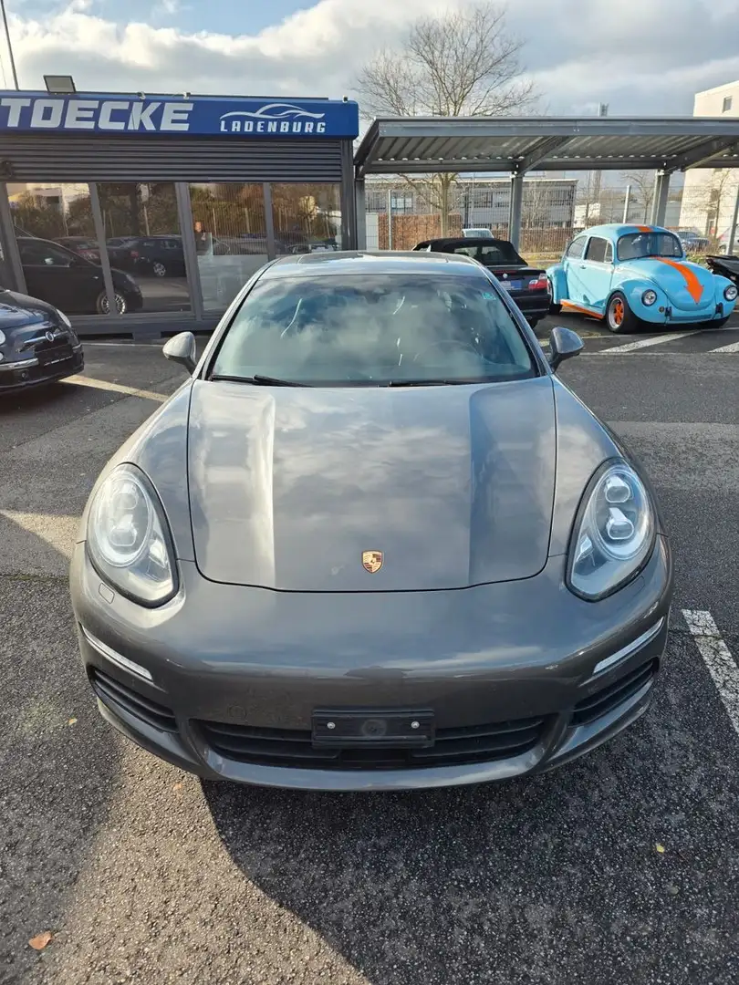 Porsche Panamera 4 S Gris - 2