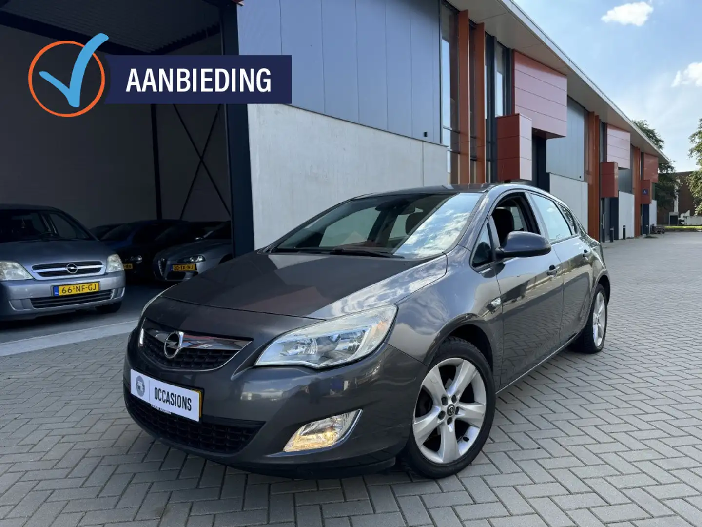 Opel Astra 1.4 Turbo Edition EXPORT Grau - 1