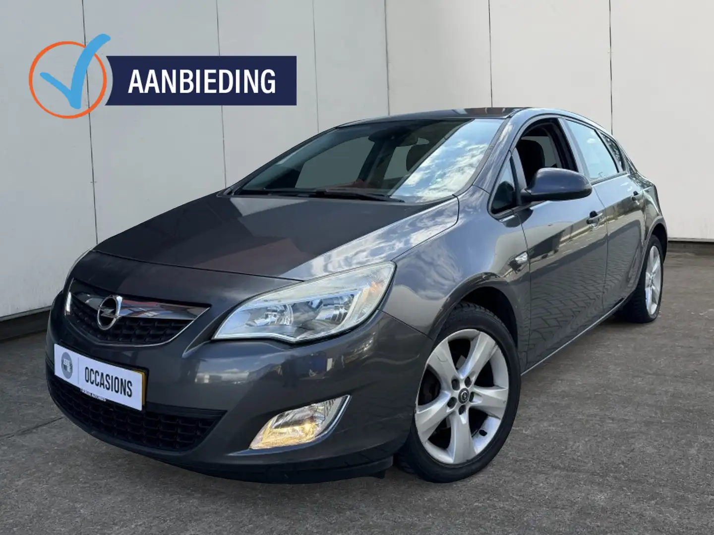 Opel Astra 1.4 Turbo Edition EXPORT Šedá - 1