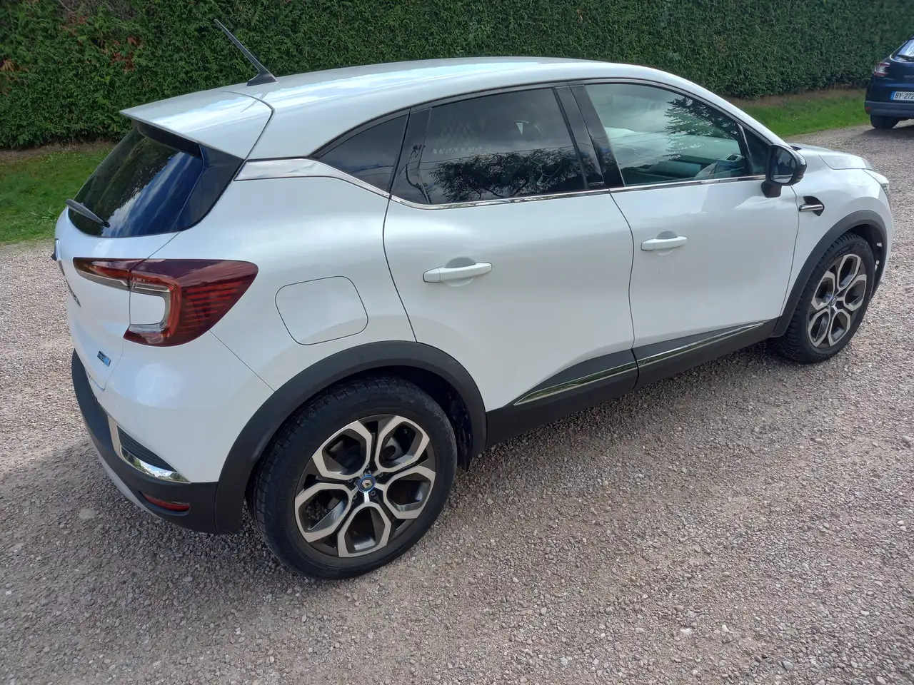 Renault Captur — photo 6