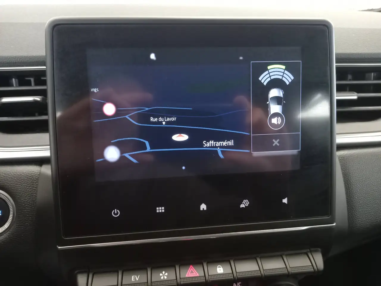 Renault Captur — photo 13