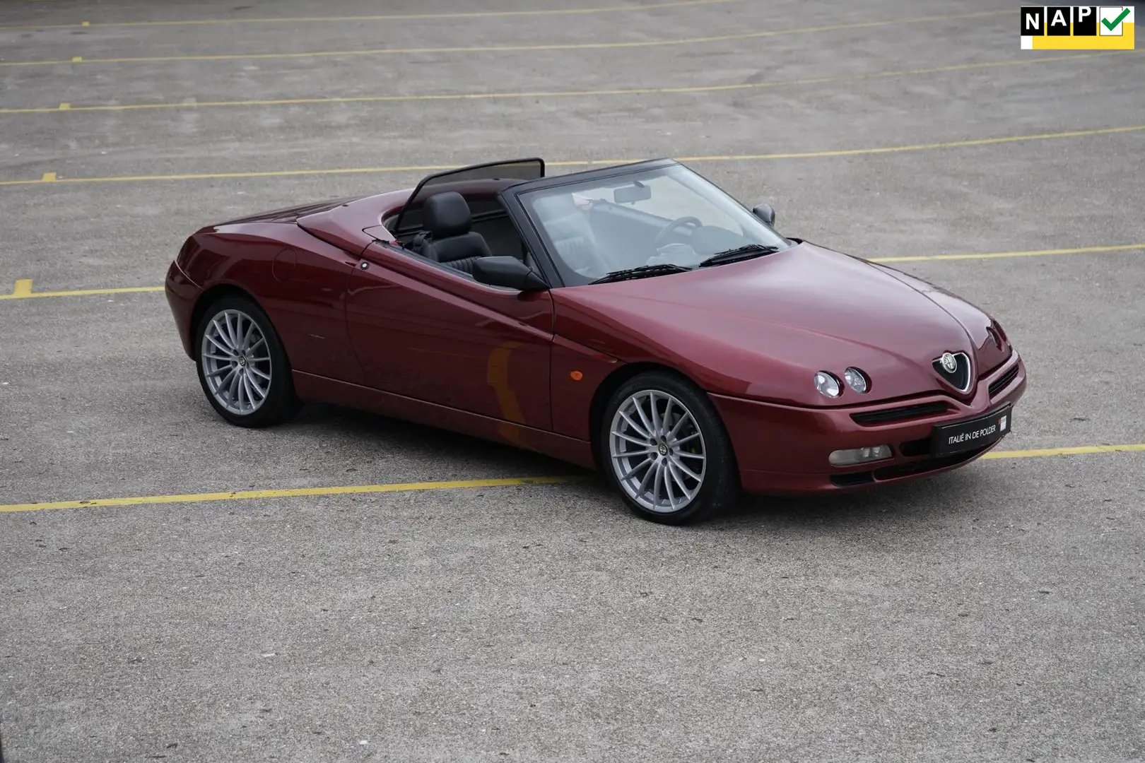 Alfa Romeo Spider 3.0-12V V6 L Rood - 1