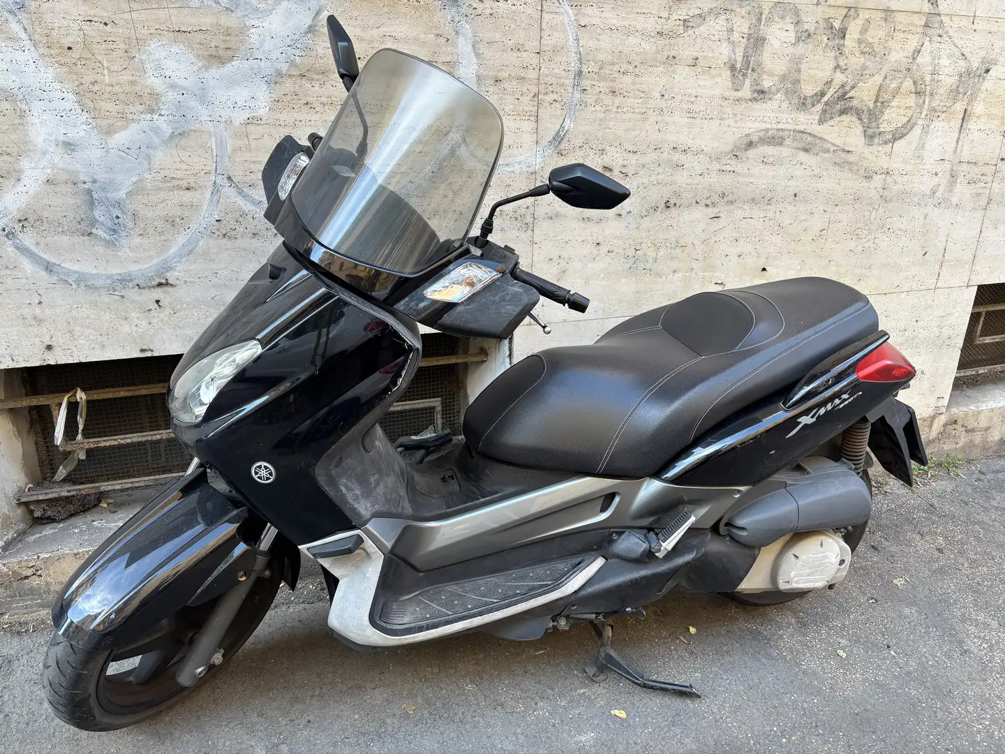 Yamaha X-Max 250 - 1
