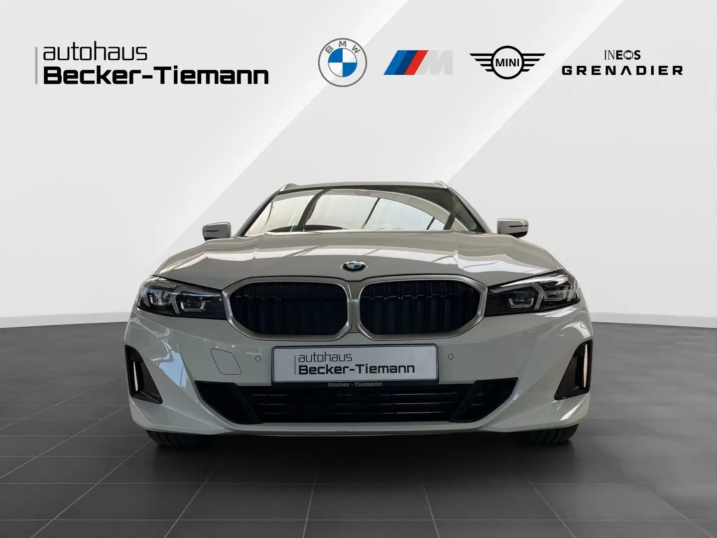 BMW 318 i Touring Autom./Navi/Driv.Ass/AHK Weiß - 2