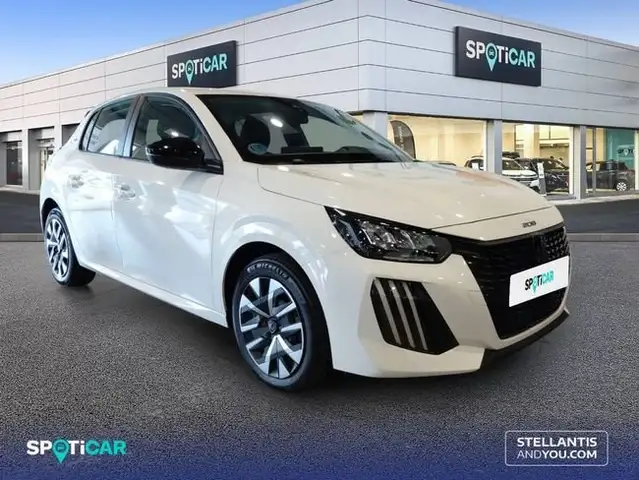 Peugeot 208 view 3