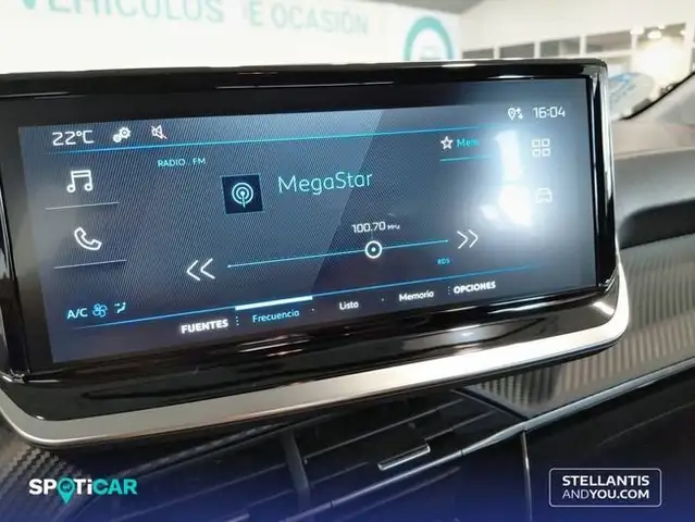 Peugeot 208 view 14