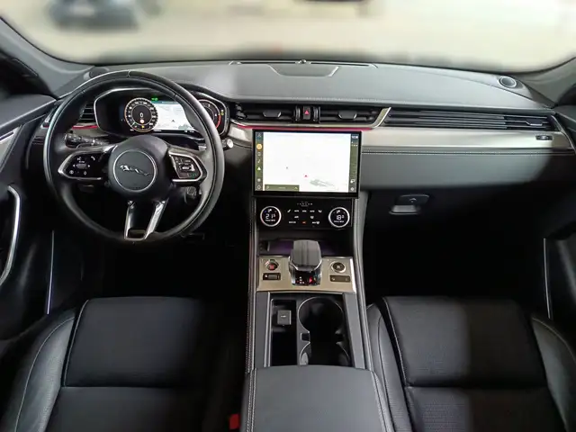 Jaguar F-Pace R-DYNM SE 2.0 204HP A8 MHEV Ansicht 21