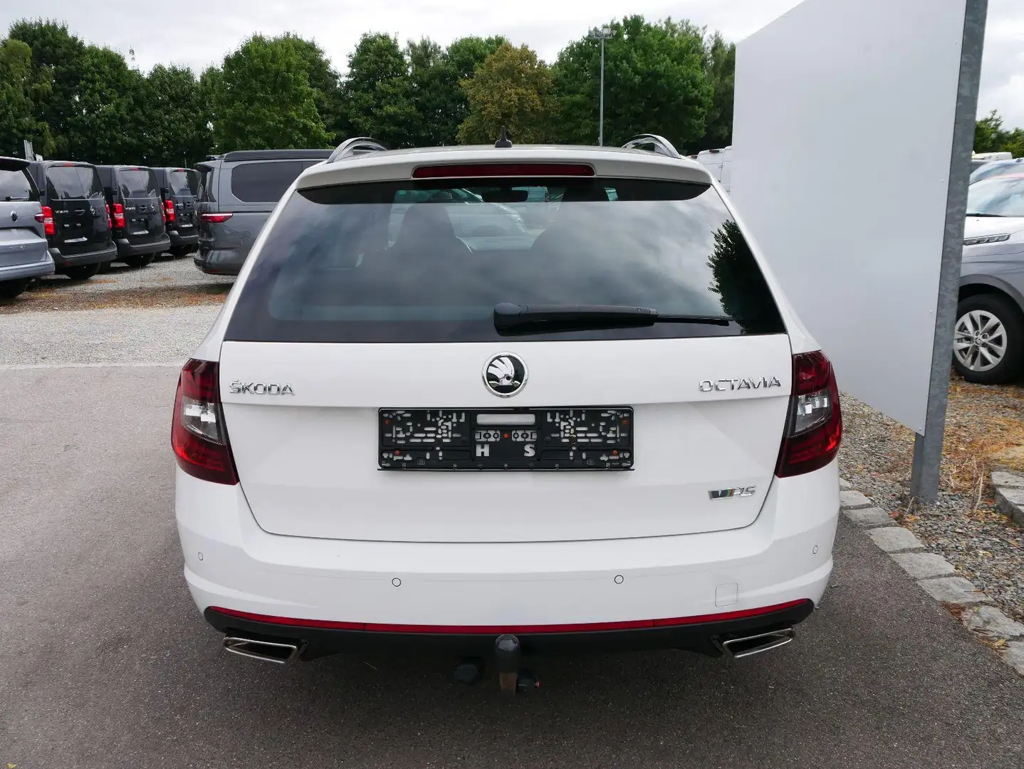 Skoda Octavia Combi 2.0 TSI VRS DSG *AHK*NAVI*PDC*KAMERA*LED*SHZ Weiß - 2
