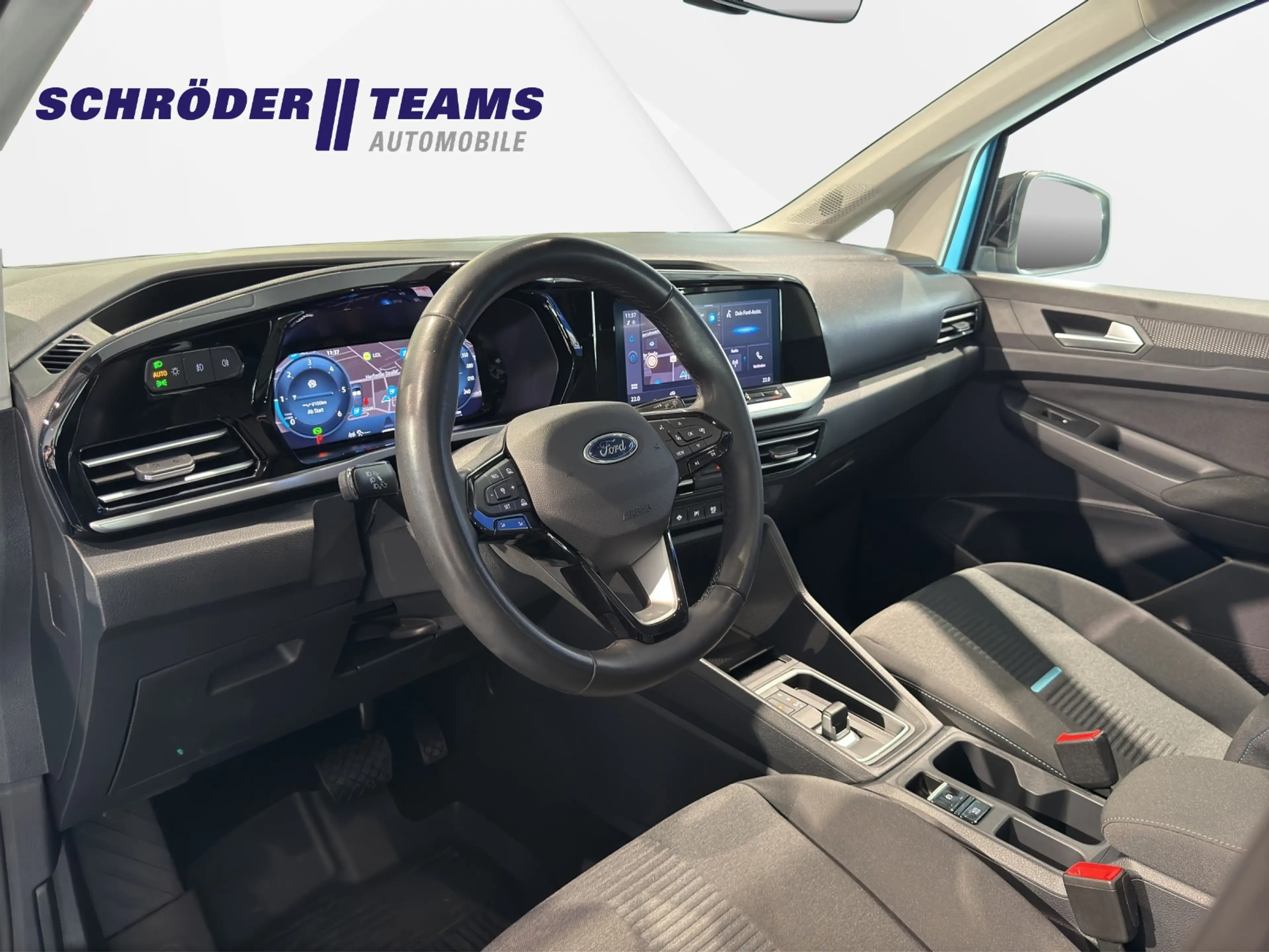 Ford Grand Tourneo Connect Active — photo 11