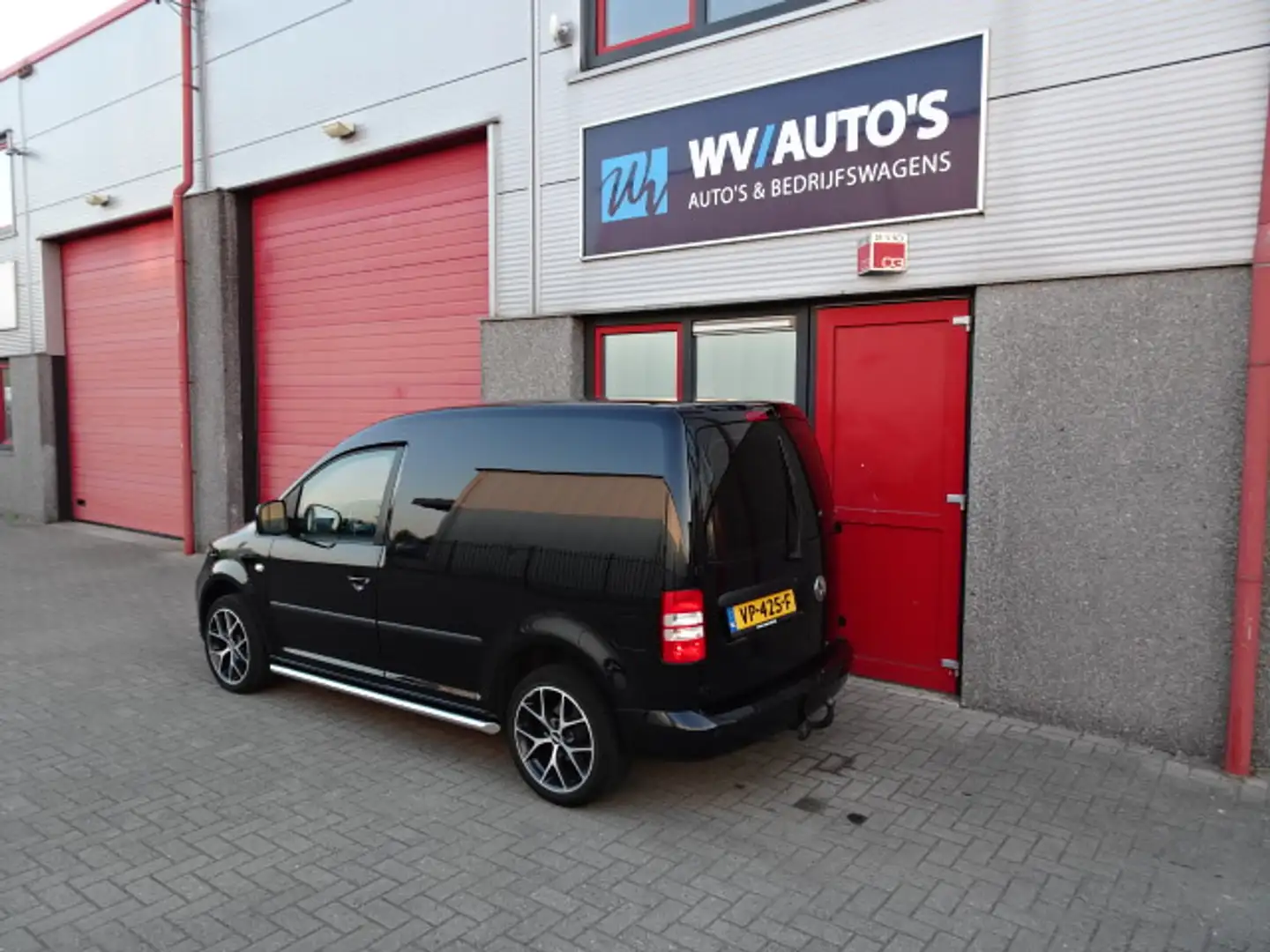 Volkswagen Caddy 1.6 TDI dsg leer navi bbs velgen dikke caddy Zwart - 2