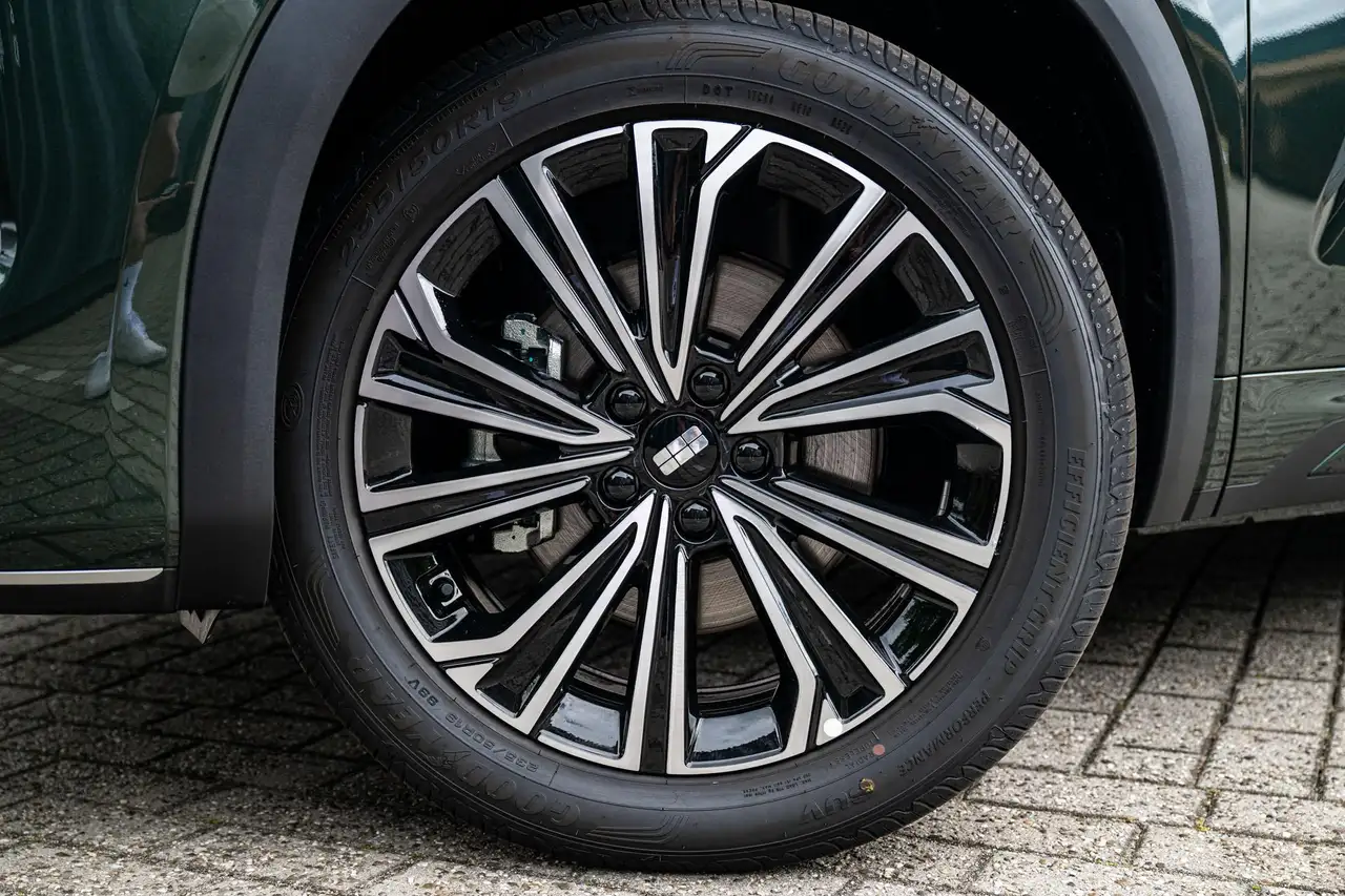Geely Starray EM-i 2026