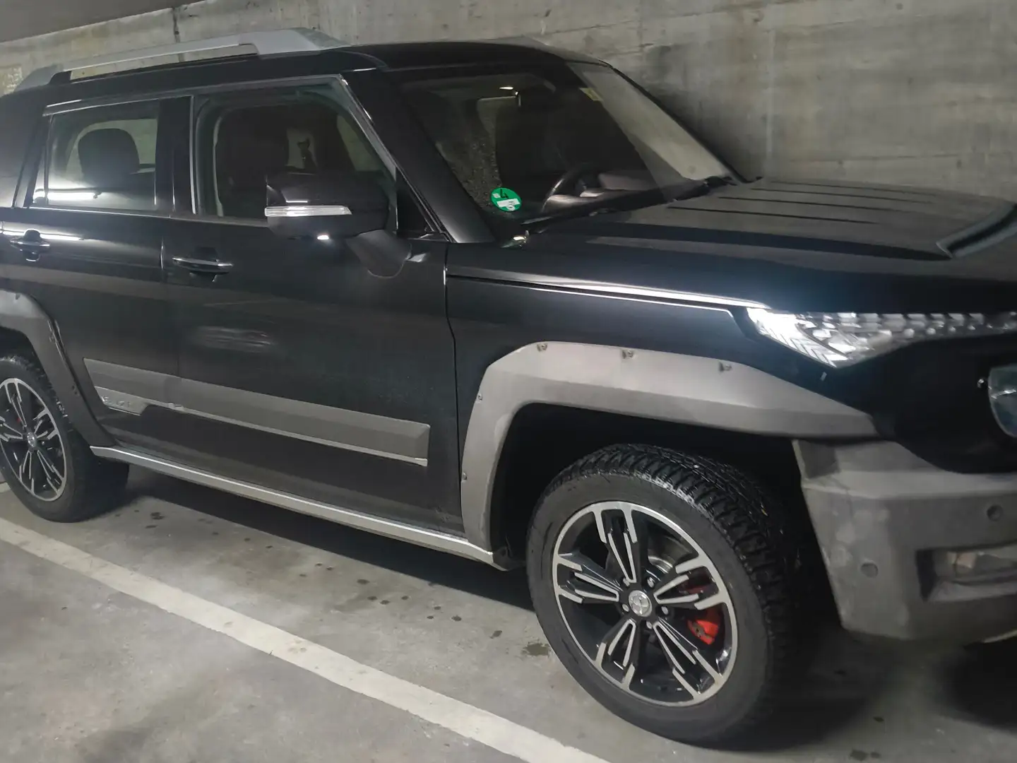 BAIC BJ20 BJ20 Luxury AT Noir - 1