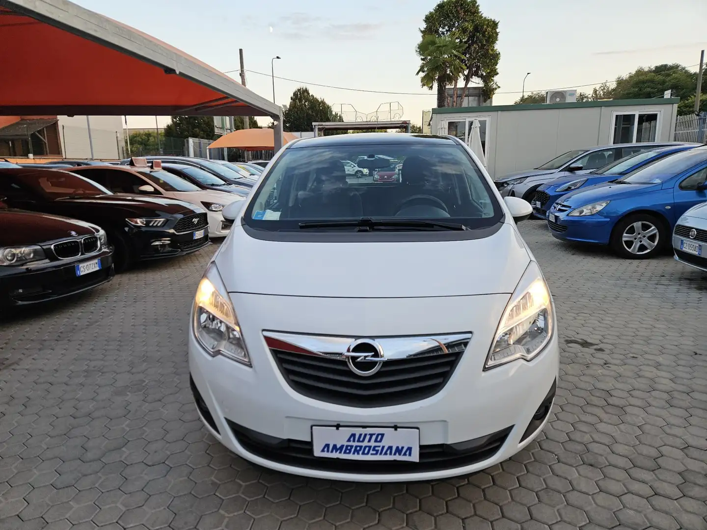 Opel Meriva Meriva II 2010 1.4t Cosmo 120cv Blanc - 2