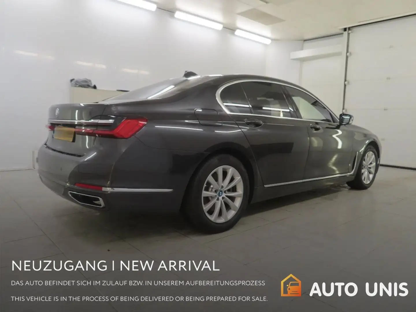 BMW 745 e High Exec*Laser*Head UP*Scheckheft*1.Hand Grau - 2