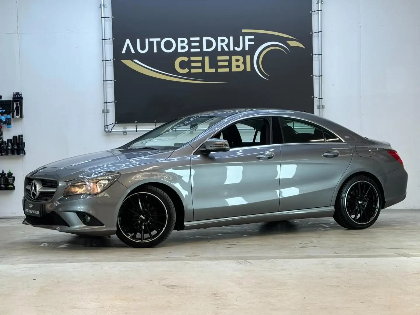 Mercedes-Benz CLA 180 BlueEFF.Edition 2013 GRIJS LM18 Grijs - 2