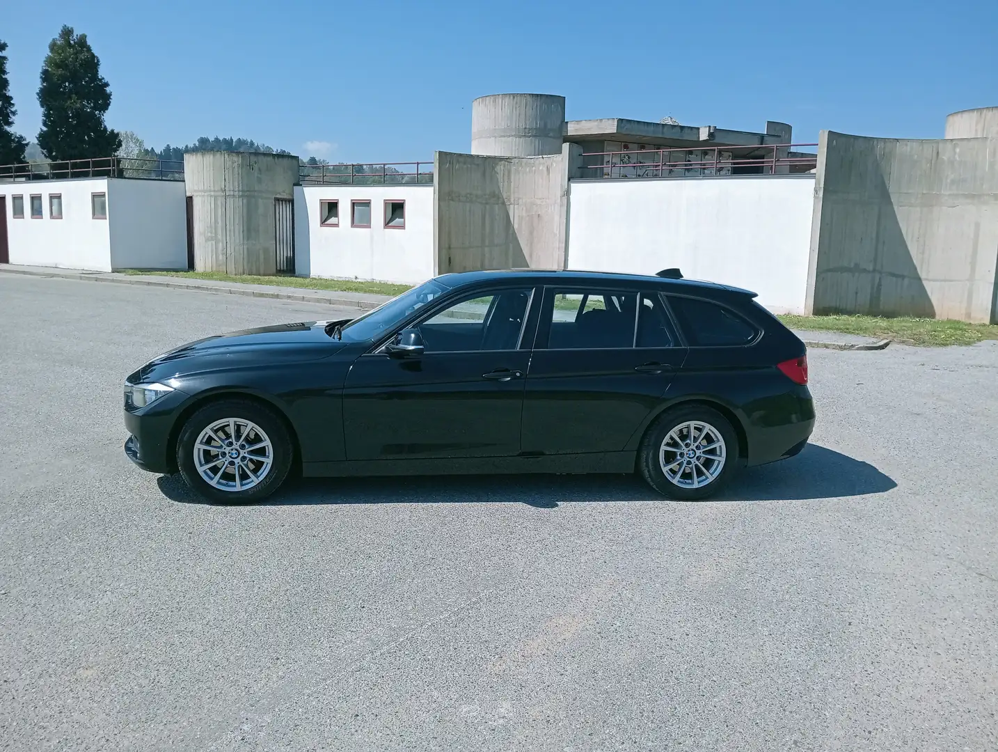 BMW 316 Serie 3 F31  Touring 316d Touring Nero - 2