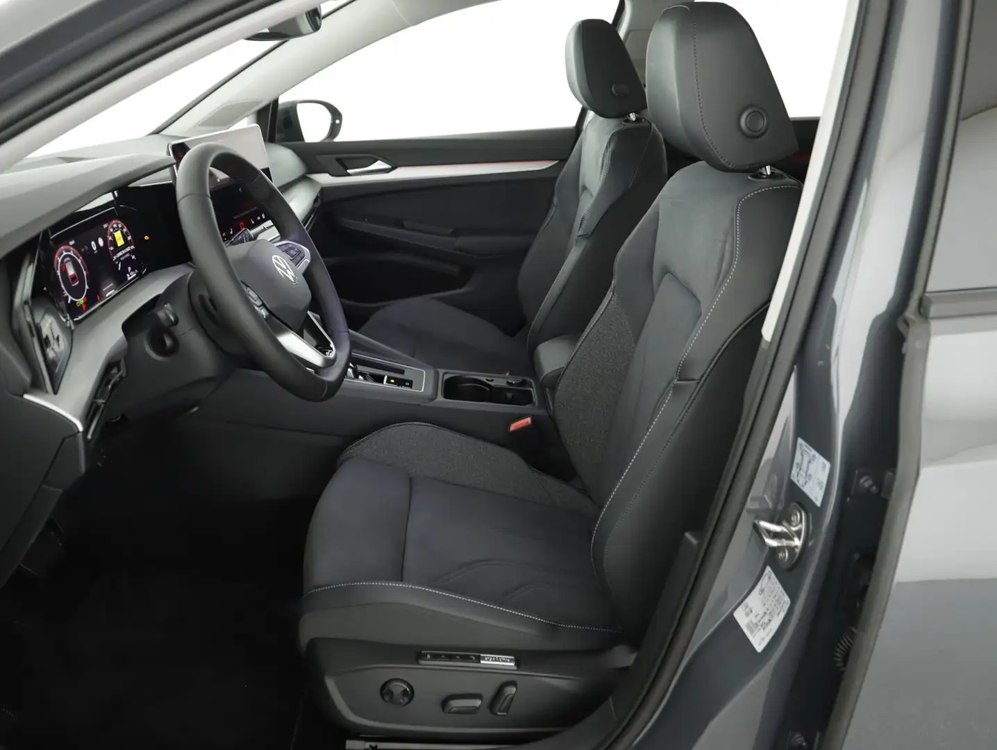 Volkswagen Golf Variant Business mHeV TSI DSG Gris - 2