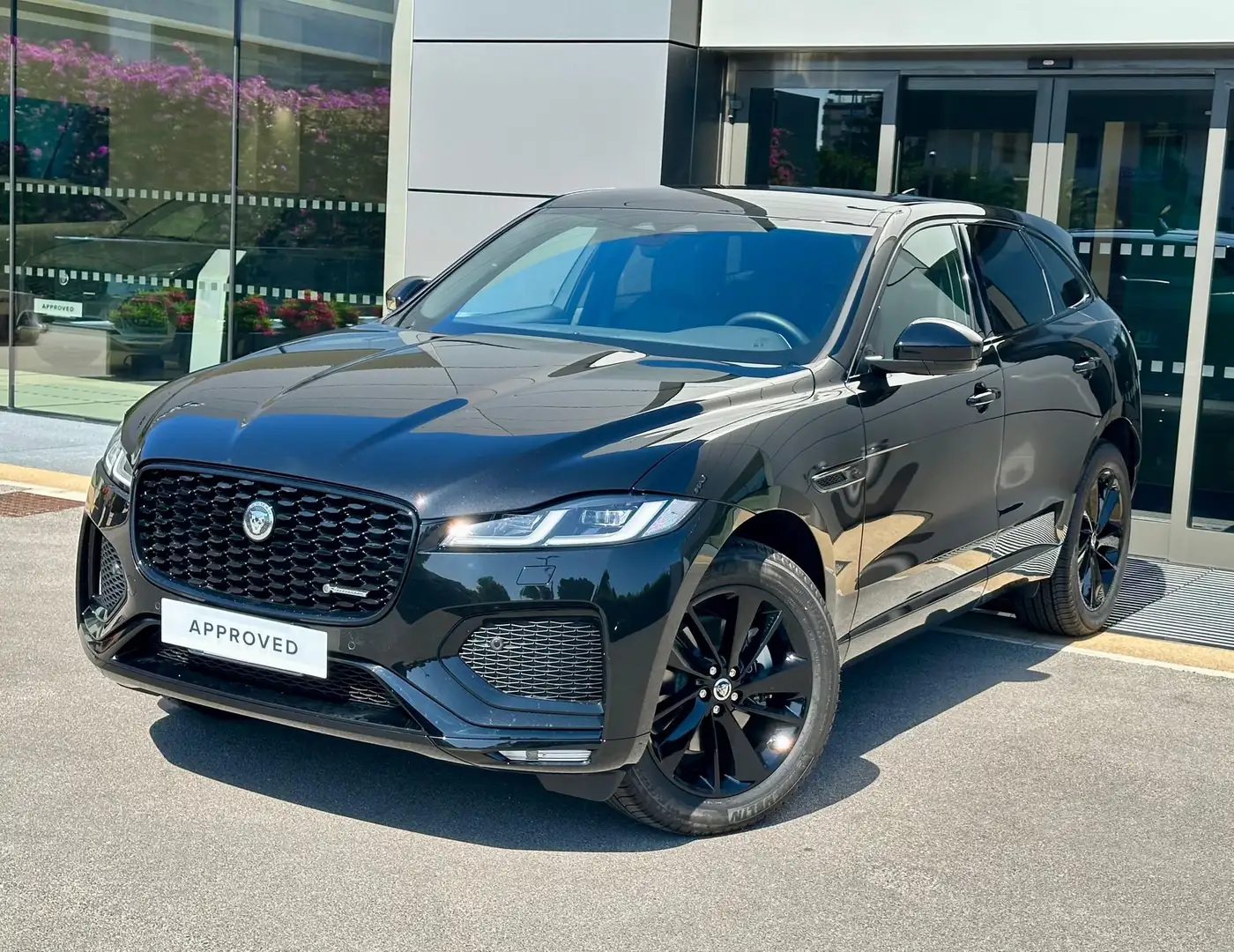 Jaguar F-Pace F-Pace 2.0 D 163 CV AWD aut. R-Dynamic S Noir - 1