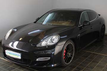 Turbo 4.8 V8 ACC Allrad- Techart Abgas.