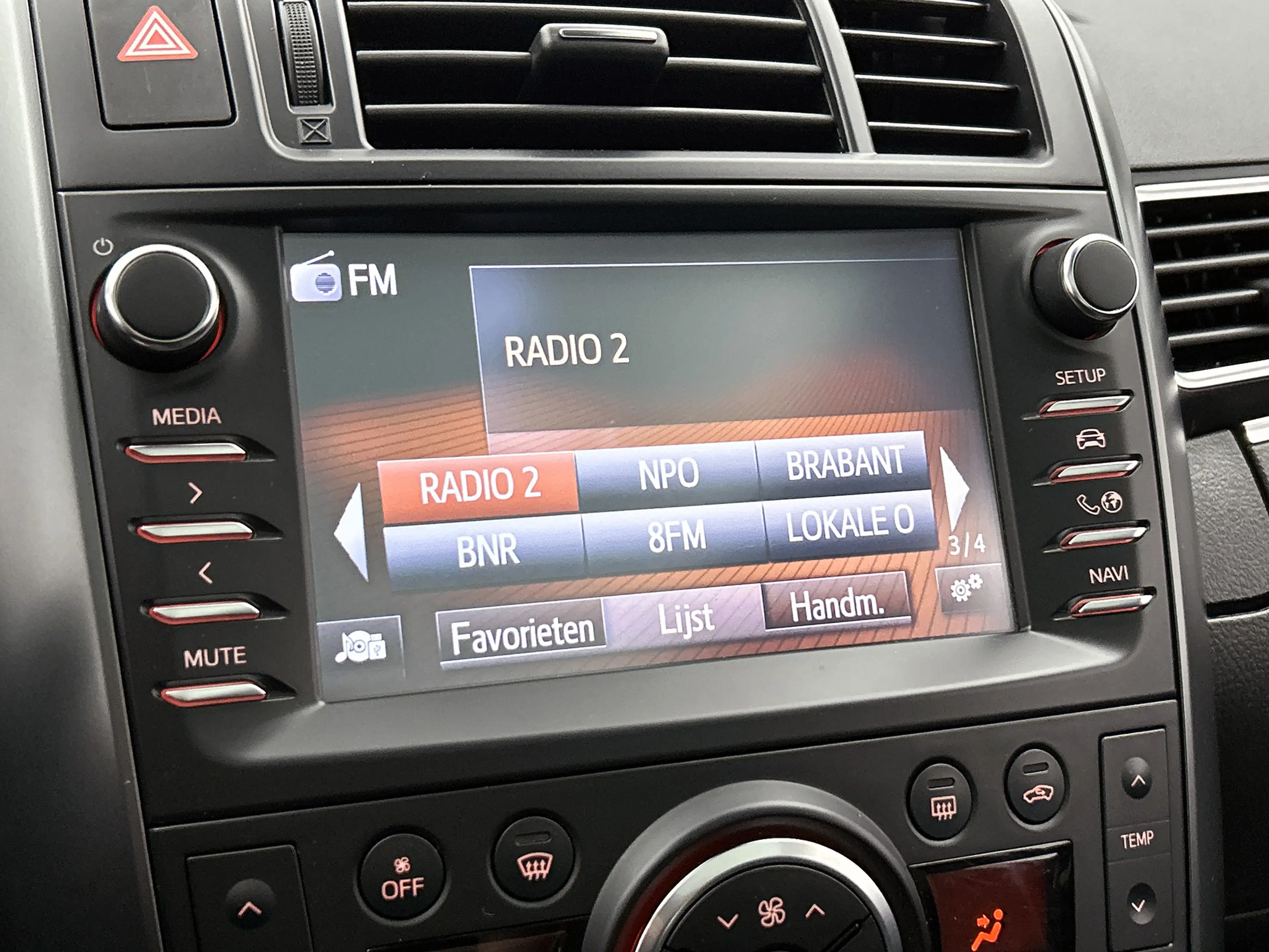 Toyota Verso 1.6 VVT-i SkyView Edition | Panoramadak | Trekhaak — photo 13