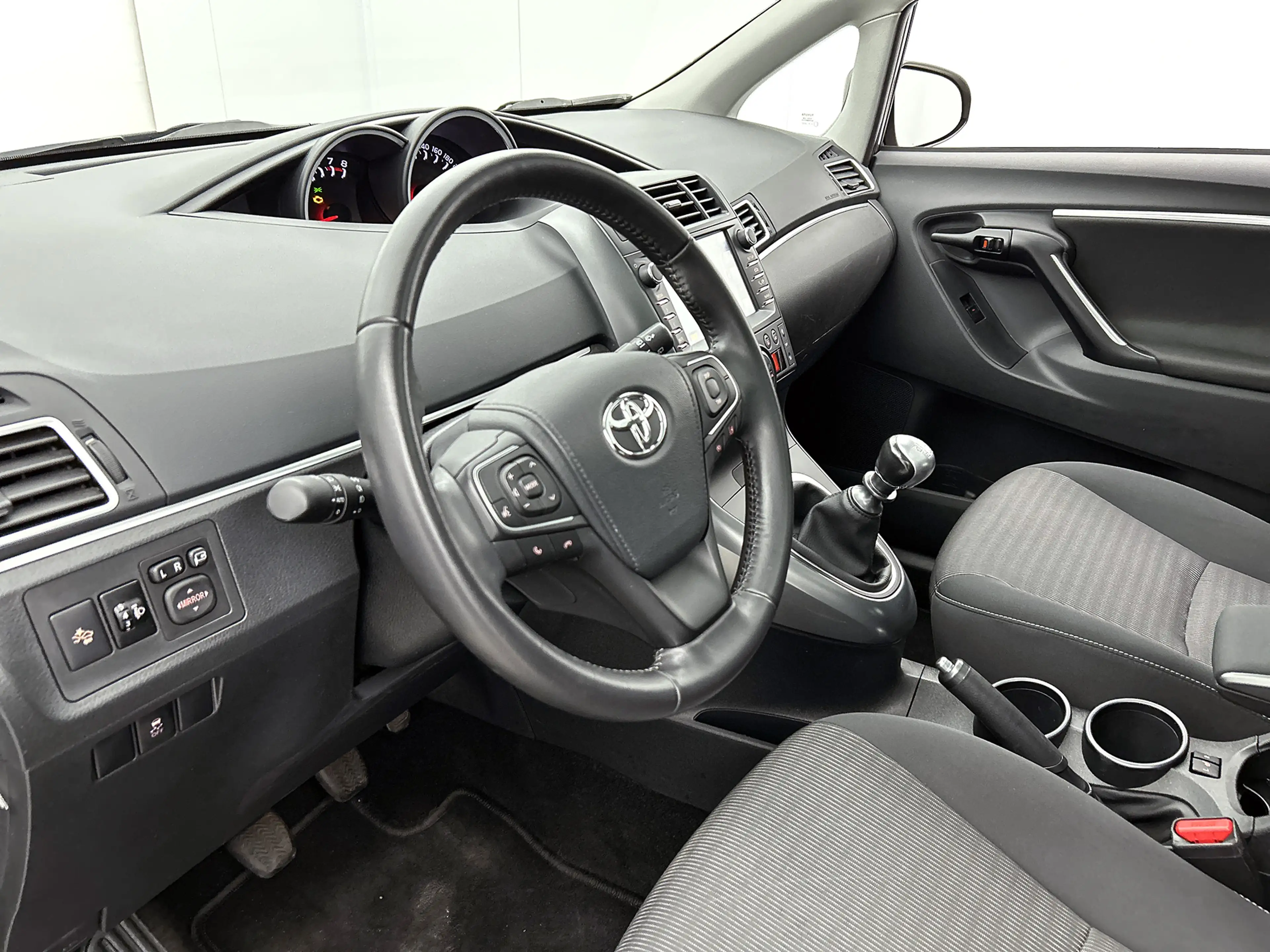 Toyota Verso 1.6 VVT-i SkyView Edition | Panoramadak | Trekhaak — photo 7
