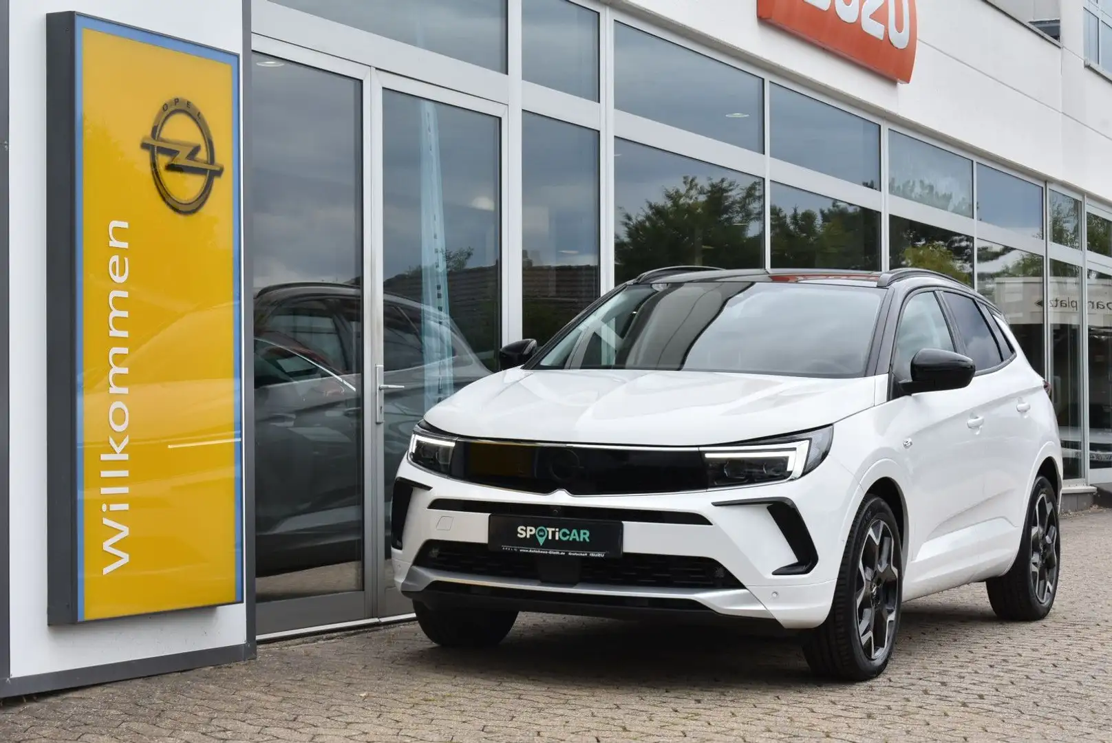 Opel Grandland X Grandland Ultimate Aut. * AHK * Weiß - 2