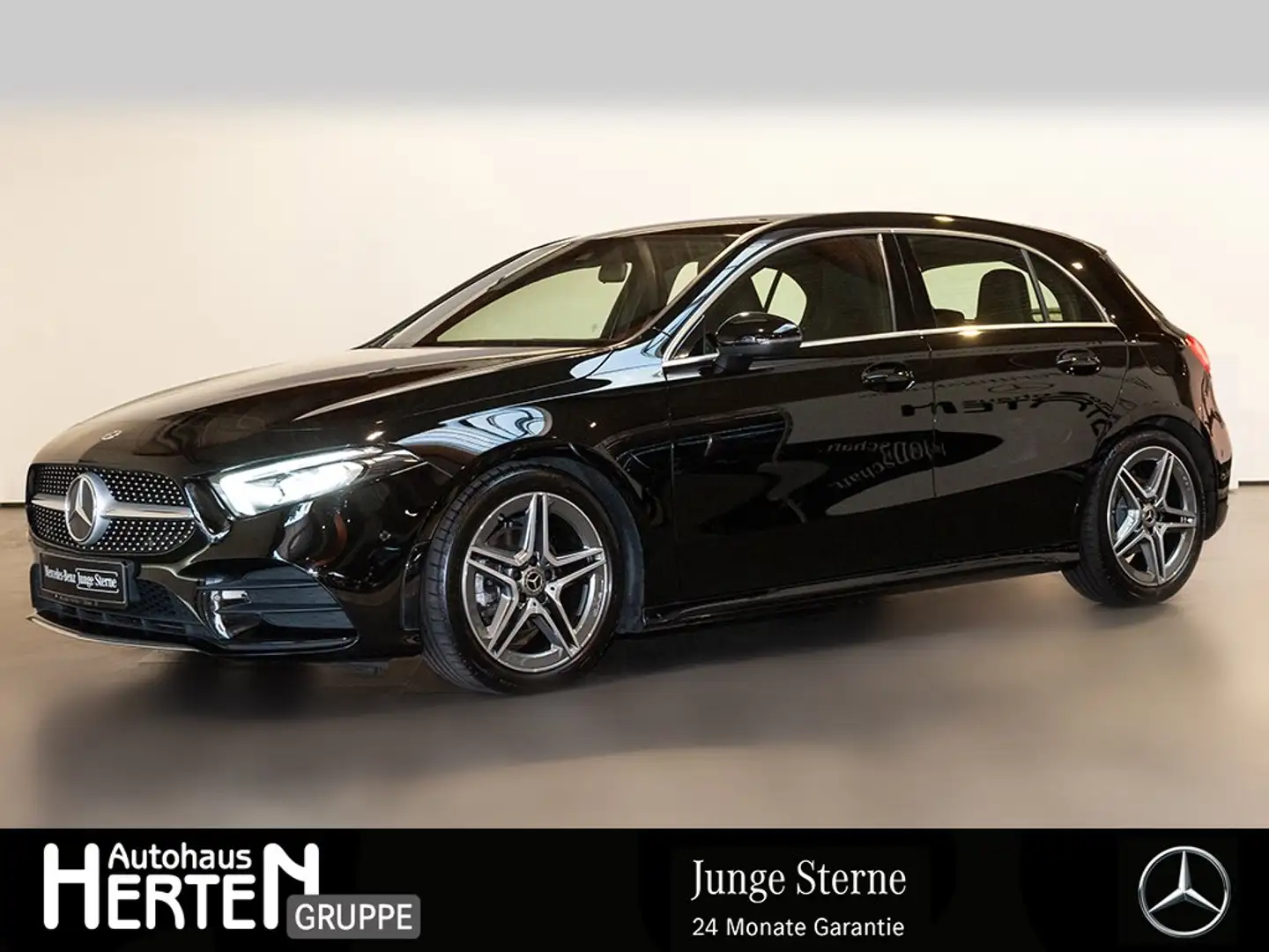 Mercedes-Benz A 180 AMG+LED+MBUX-NAVI+DAB+PARK-P.+AMBIENTEB. Schwarz - 1